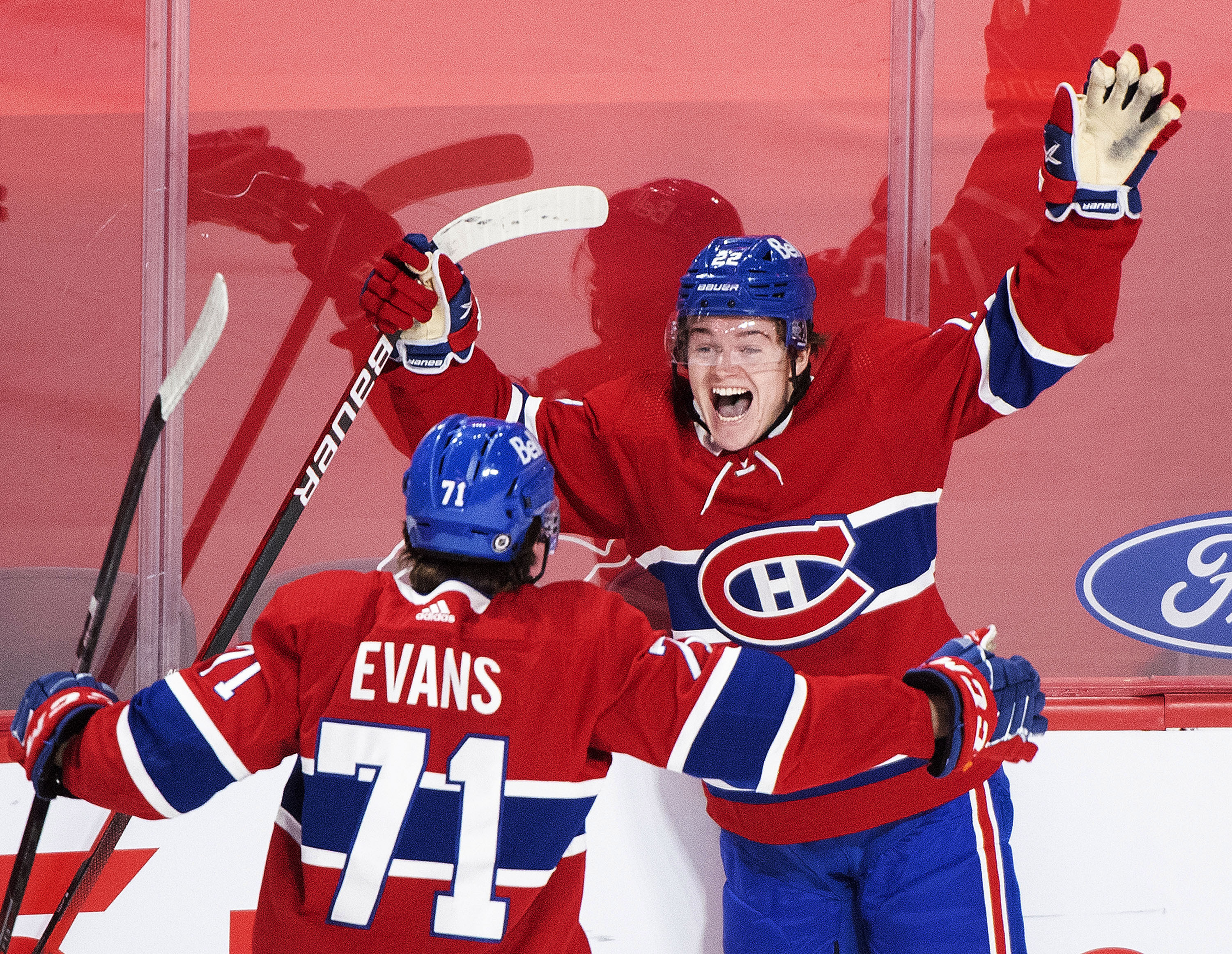 Habs win Game 1 against Jets, but lose Evans to nasty hit