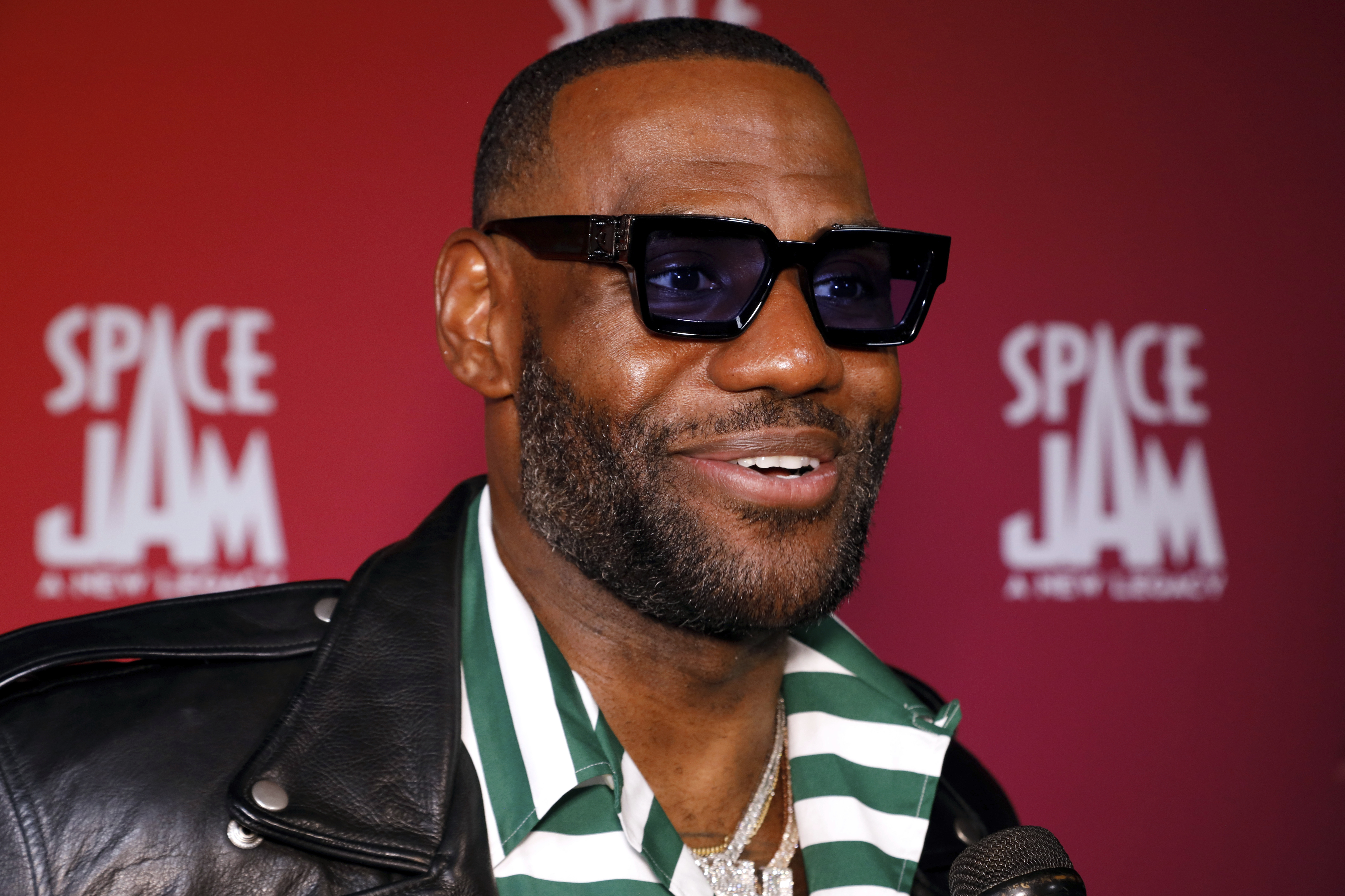 LeBron James' Instagram Shows Off A Major Airport Runway Style Flex -  Narcity