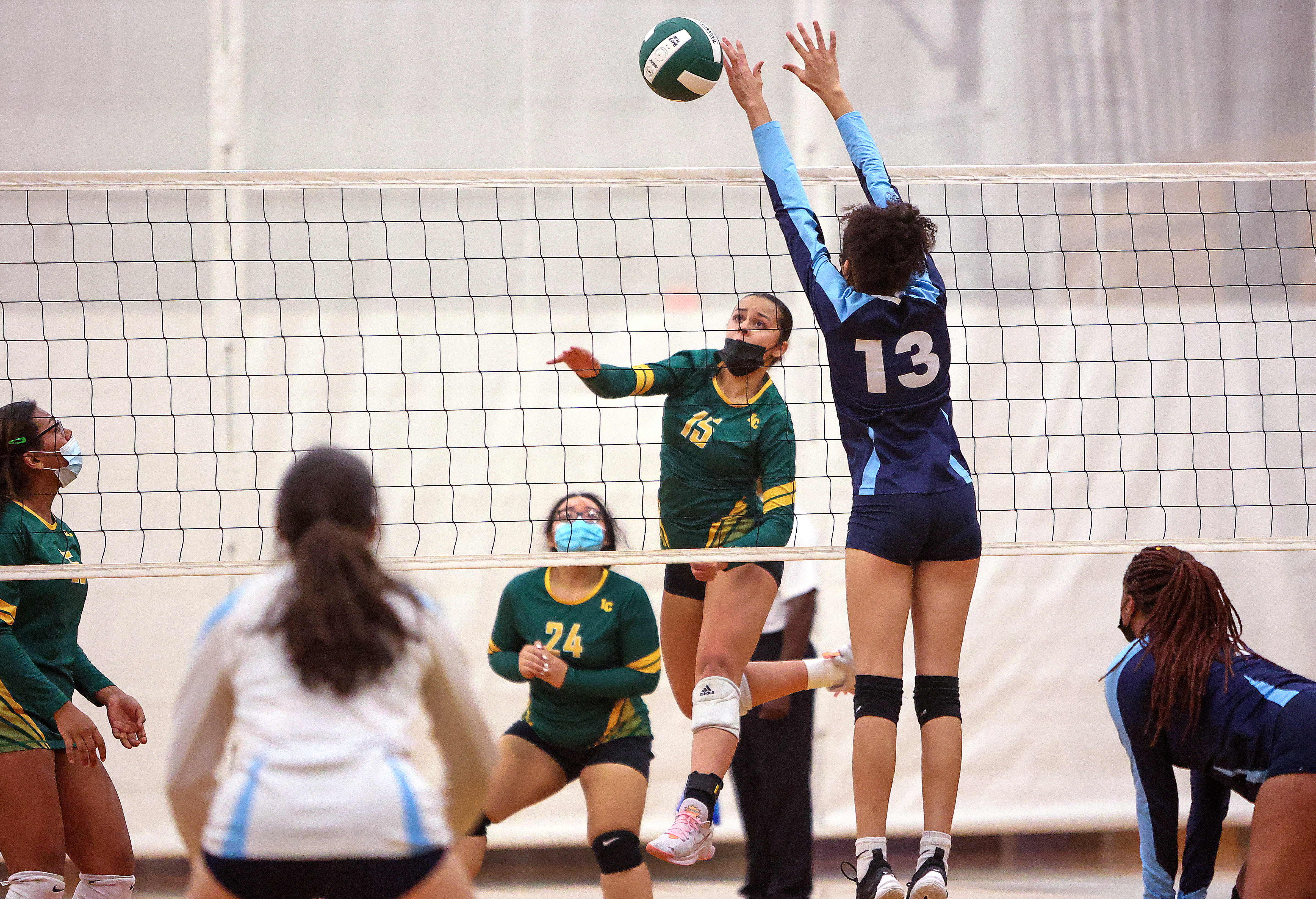 bouquet Advance sale Regularly Chloe Clement leads Lynn Classical in girls' volleyball preliminary rout of  Medford - The Boston Globe