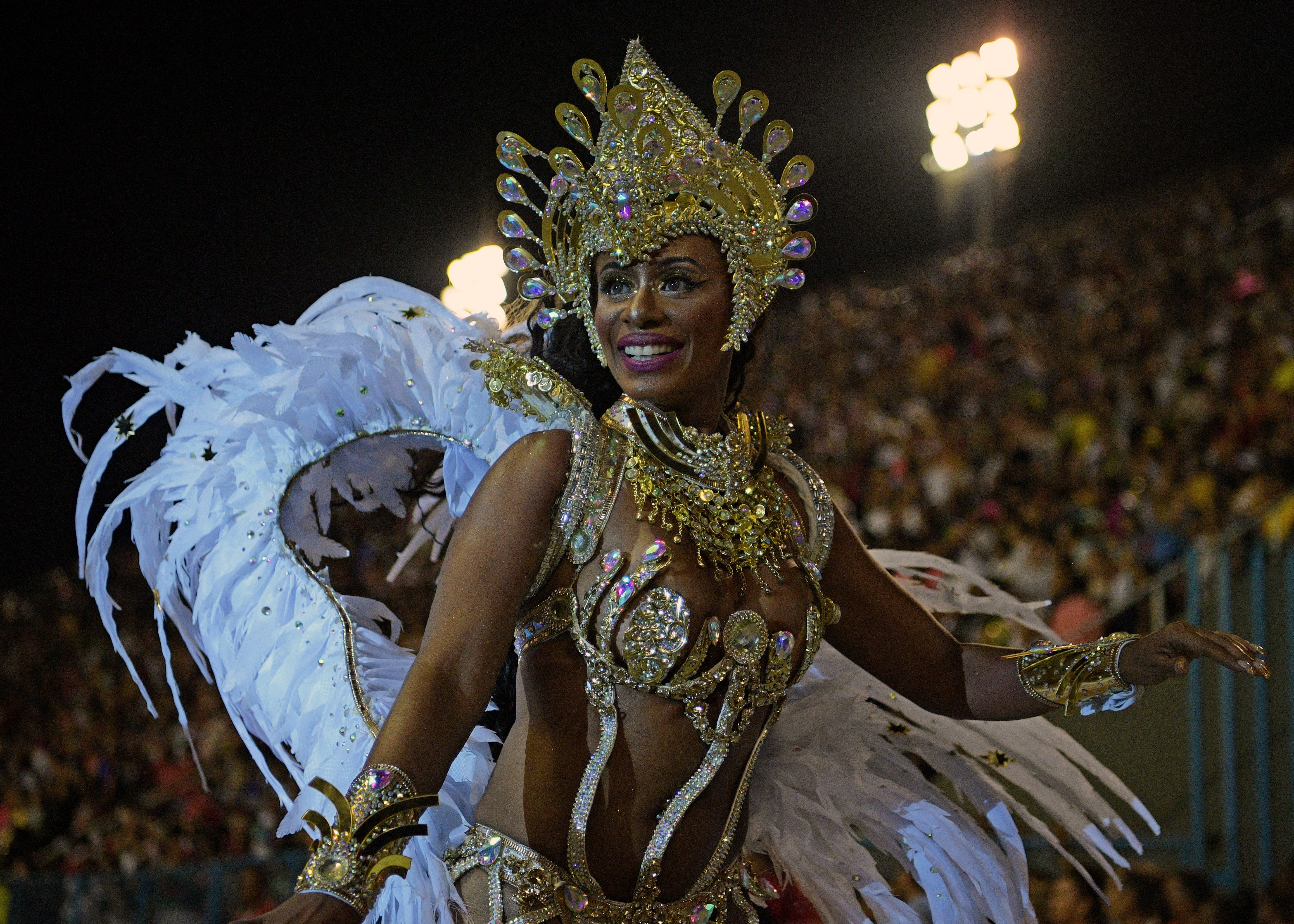 Rio's Carnival parade returns after long pandemic hiatus - The Boston Globe