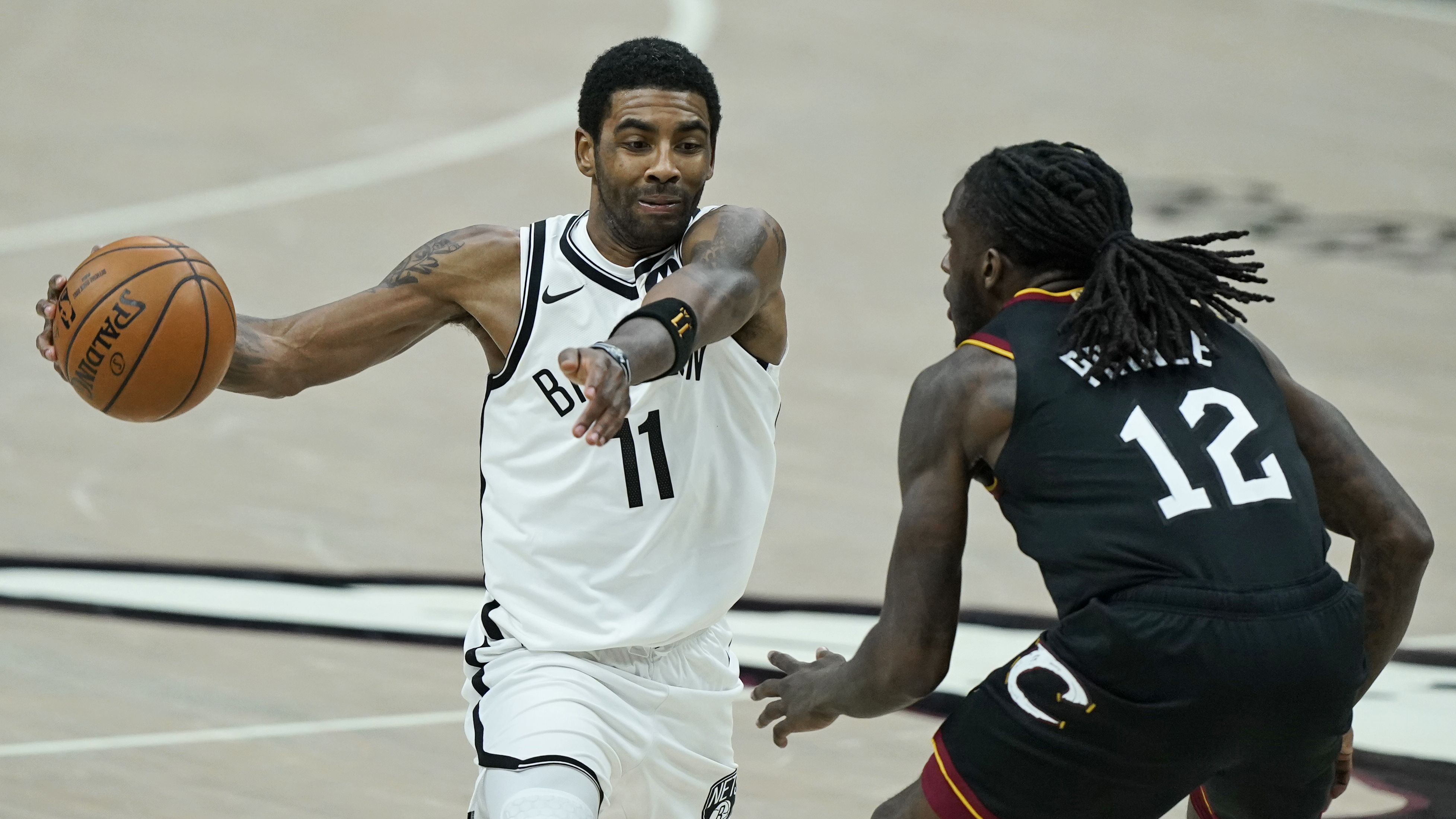 Cleveland Cavaliers' Kyrie Irving steps up play in Eastern