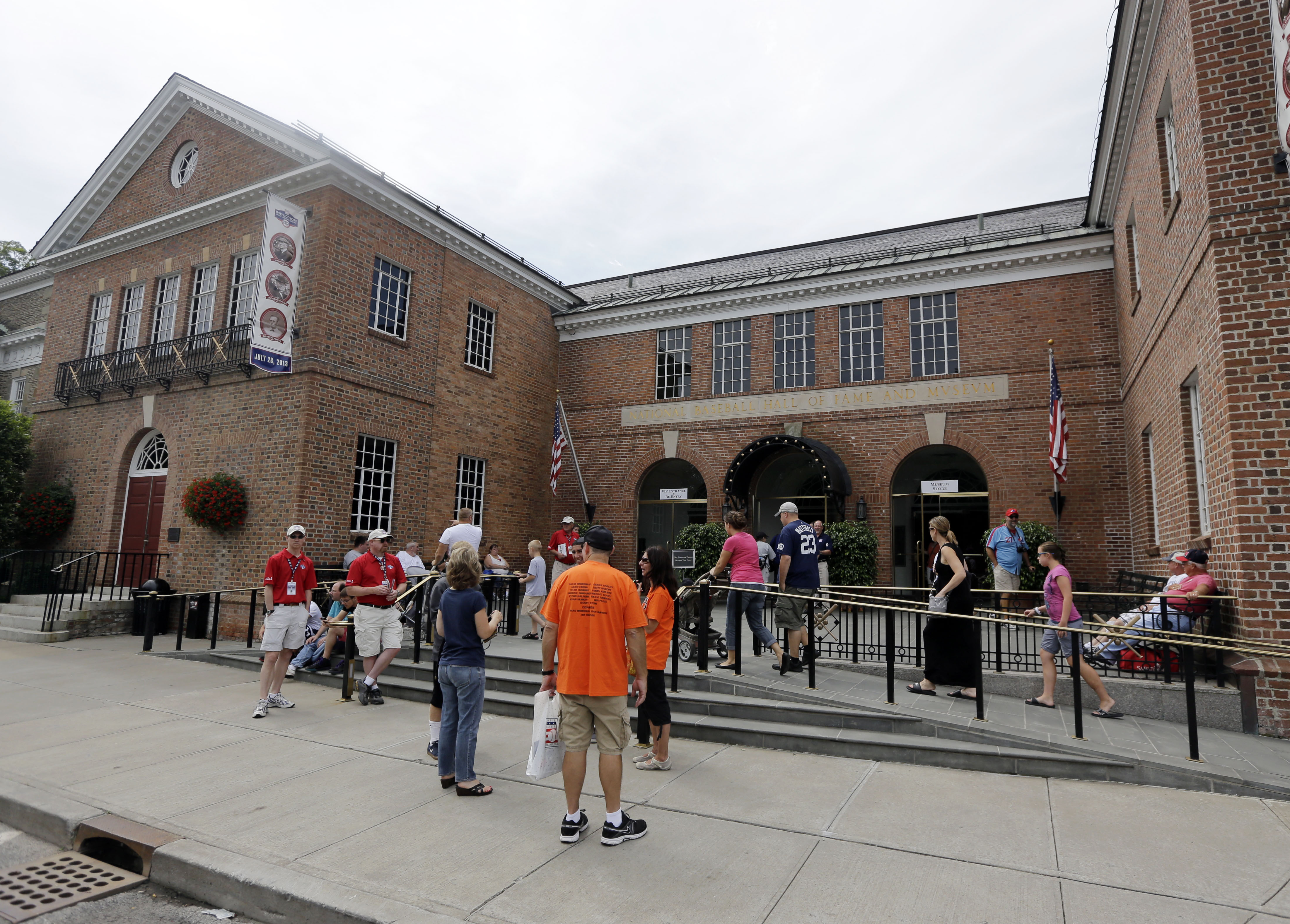 National Baseball Hall of Fame and Museum - #OTD in 2001, Randy