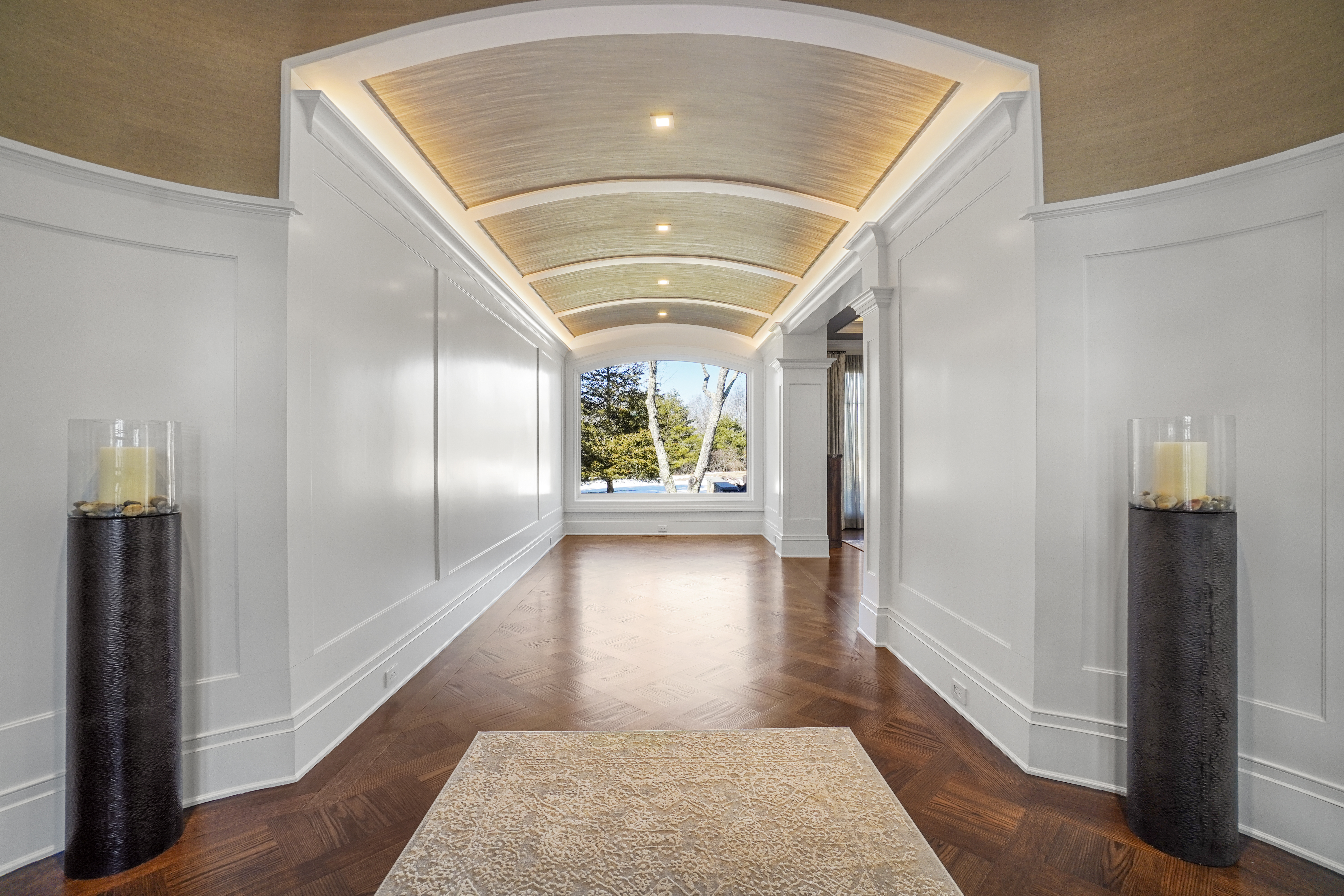 329-fox-hill-road-hallway