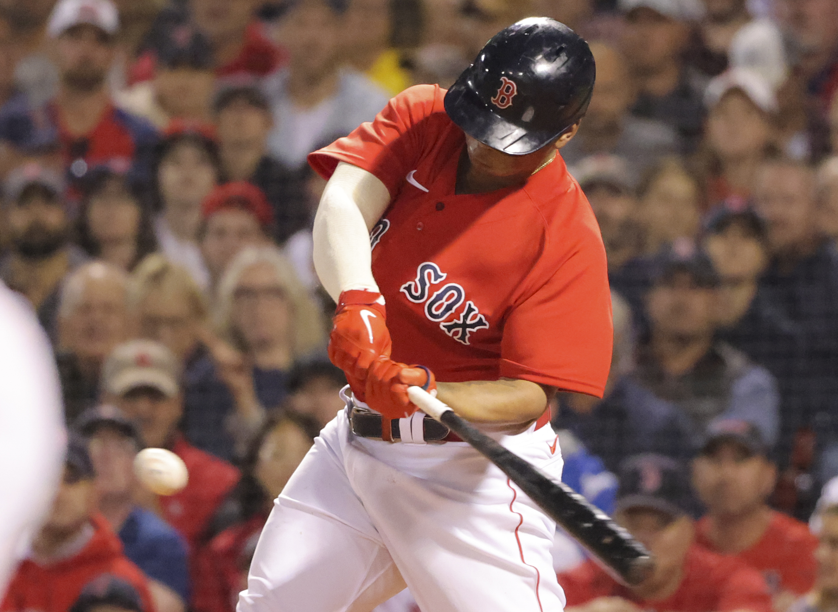 Kike Hernandez's game-winning sac-fly lifts Red Sox to series win over Rays