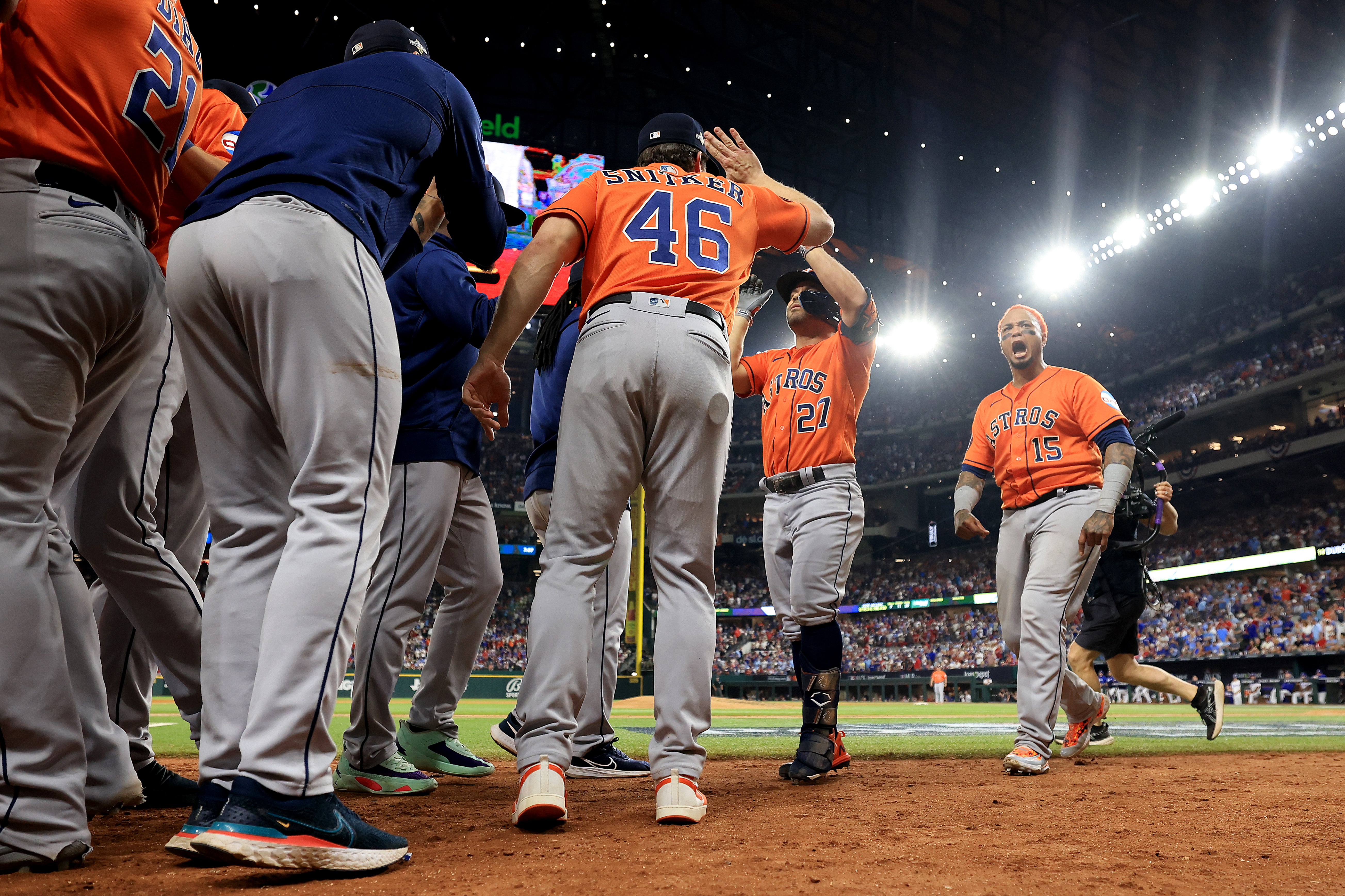 Astros win ALCS, headed to the World Series
