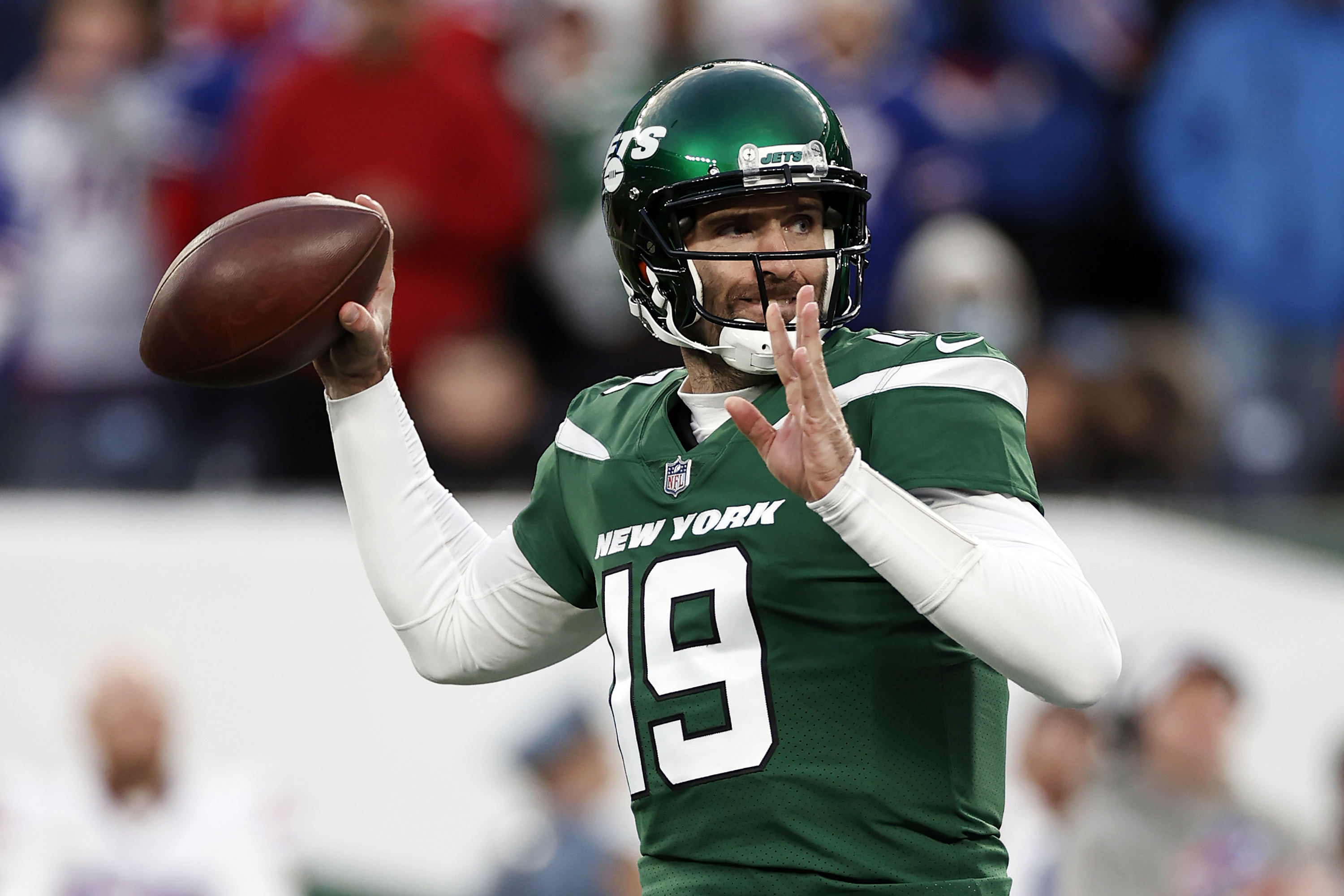 Zach Wilson injury: Will Jets start Mike White or Joe Flacco?