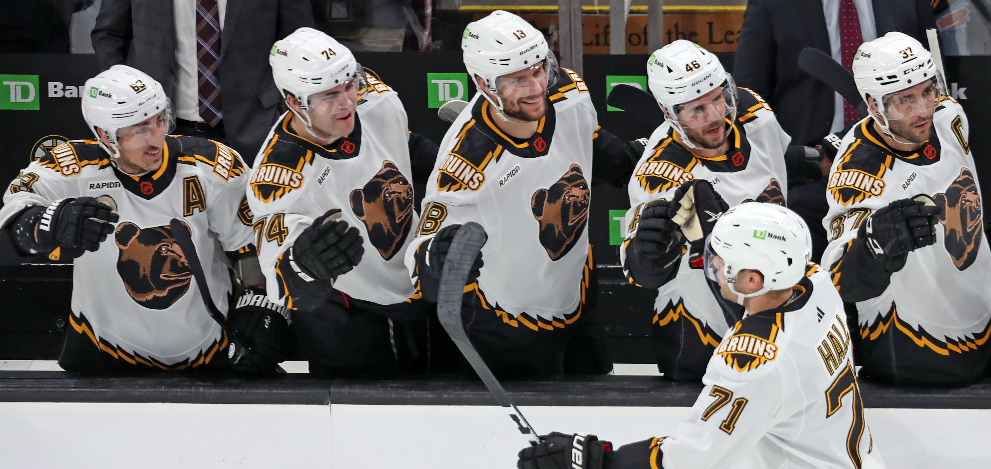 Well this is awkward: Boston Bruins forced to make wardrobe change due to  uniform gaffe before game, Trending