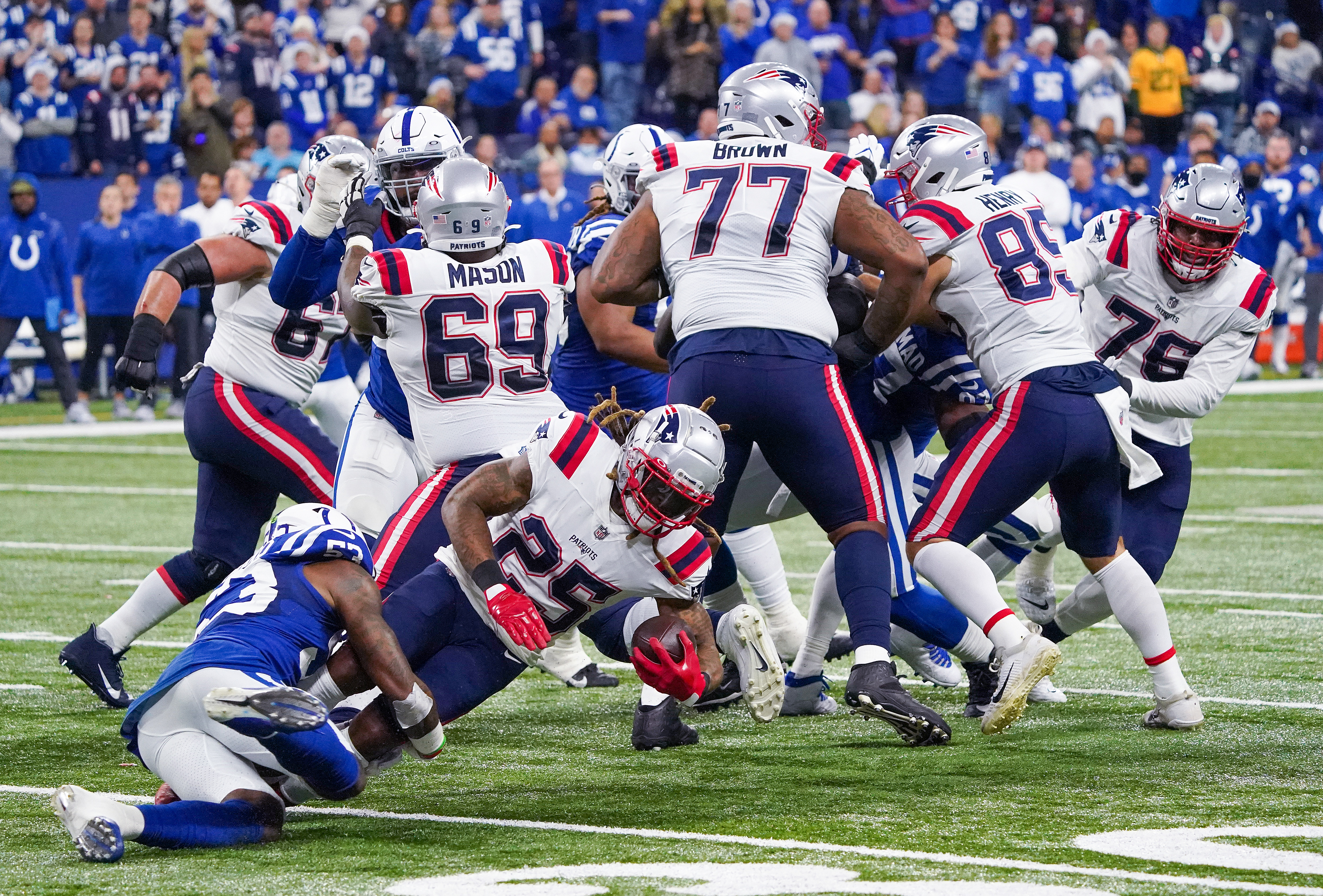 Patriots give away game to Colts - The Boston Globe