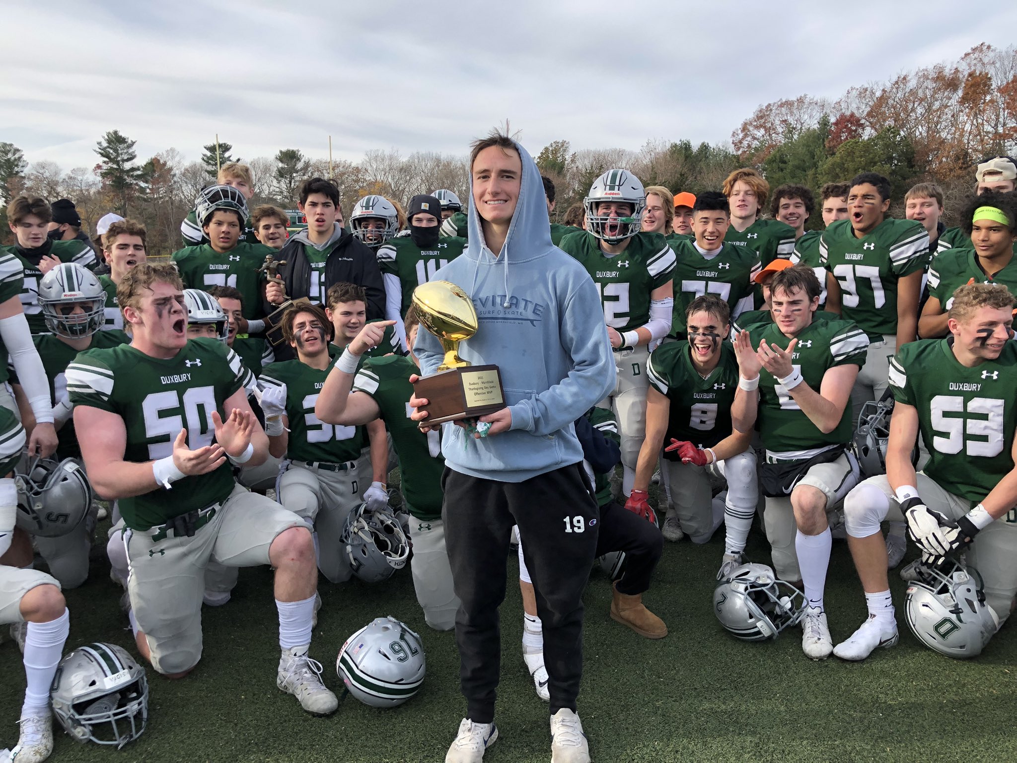 Matt Ciesielski racked up 10 catches for 194 yards and two TDs and was named the offensive MVP.