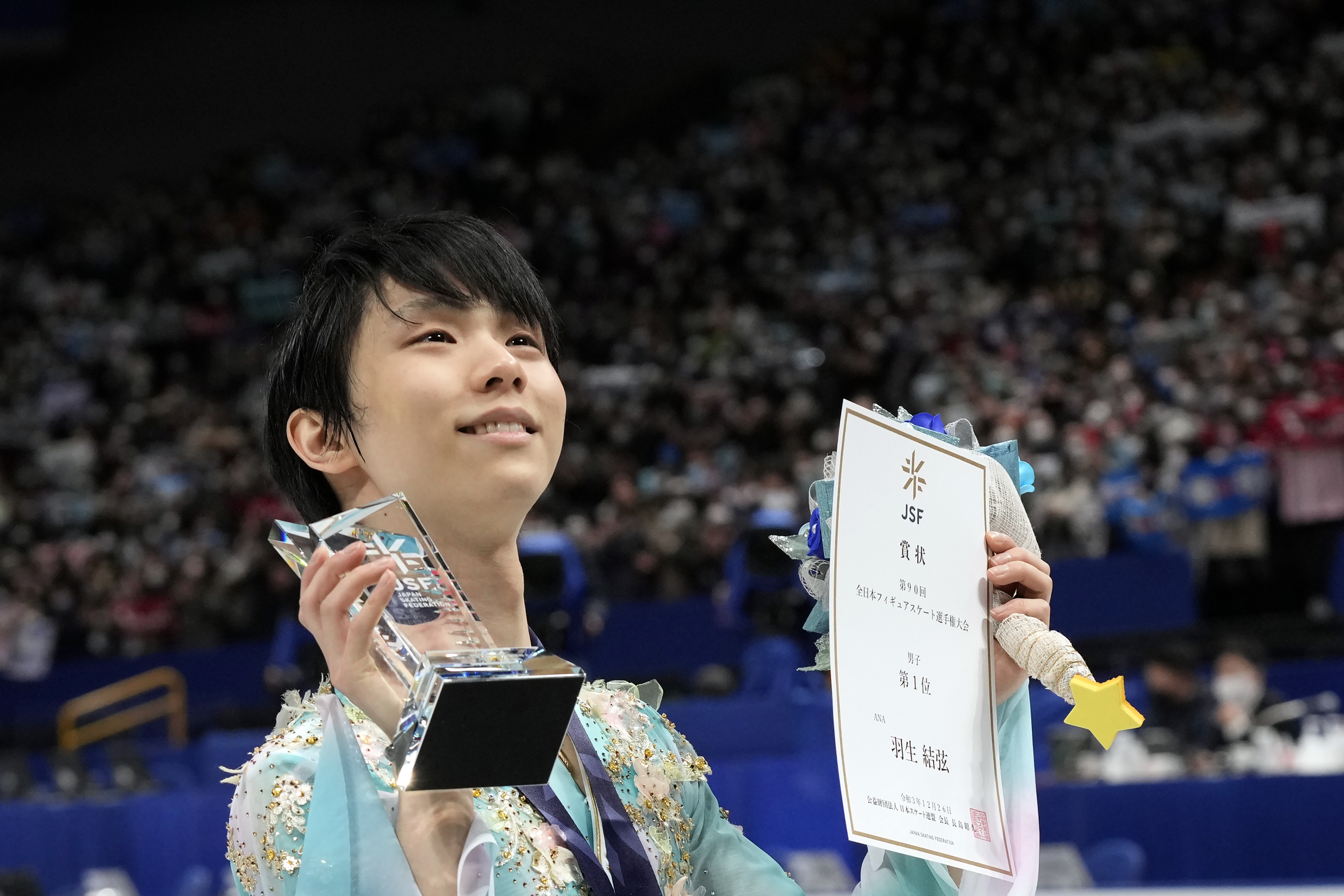 Yuzuru Hanyu can't land in history books, but still has foothold 