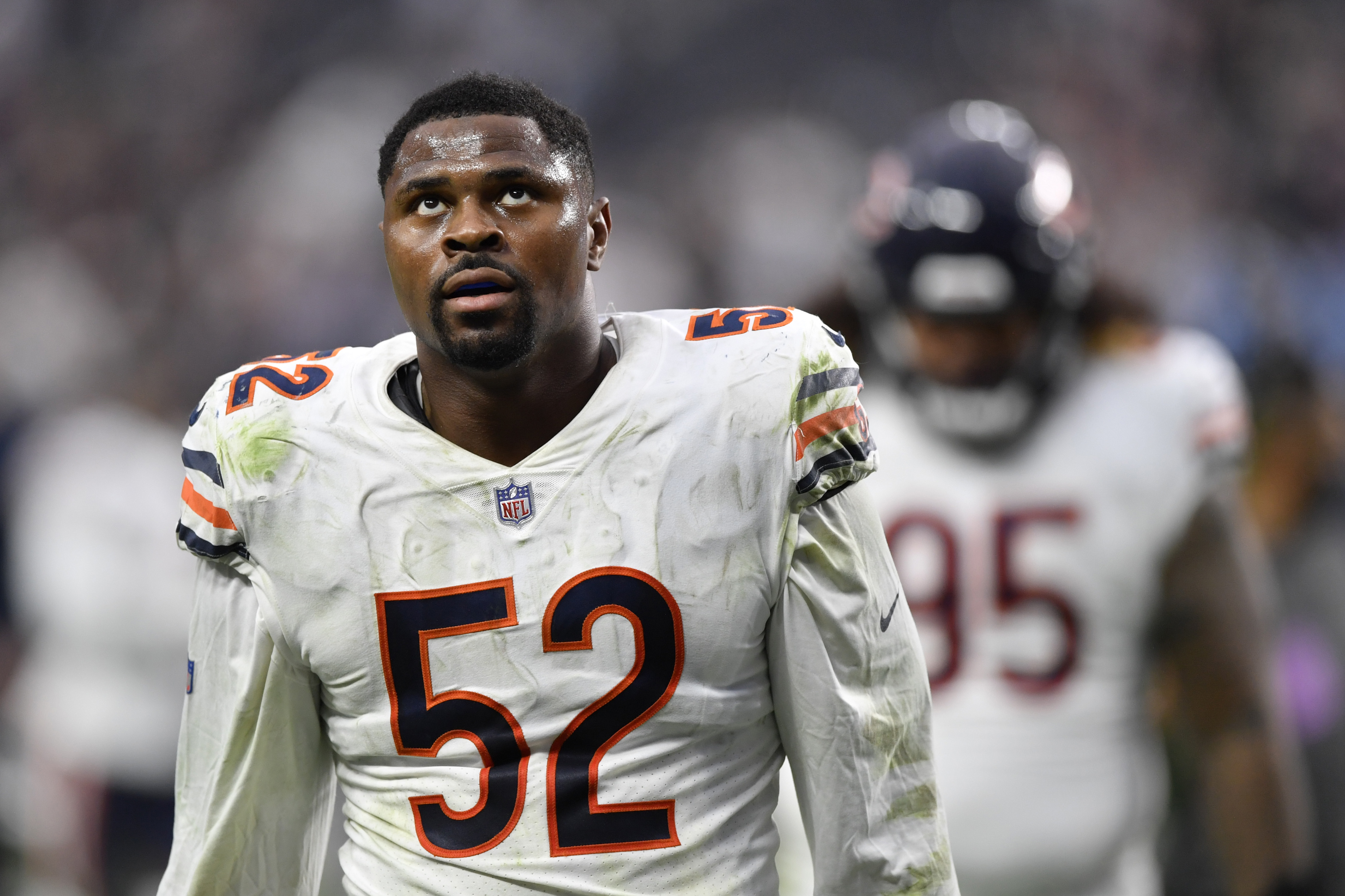 Khalil Mack leaves game with foot injury