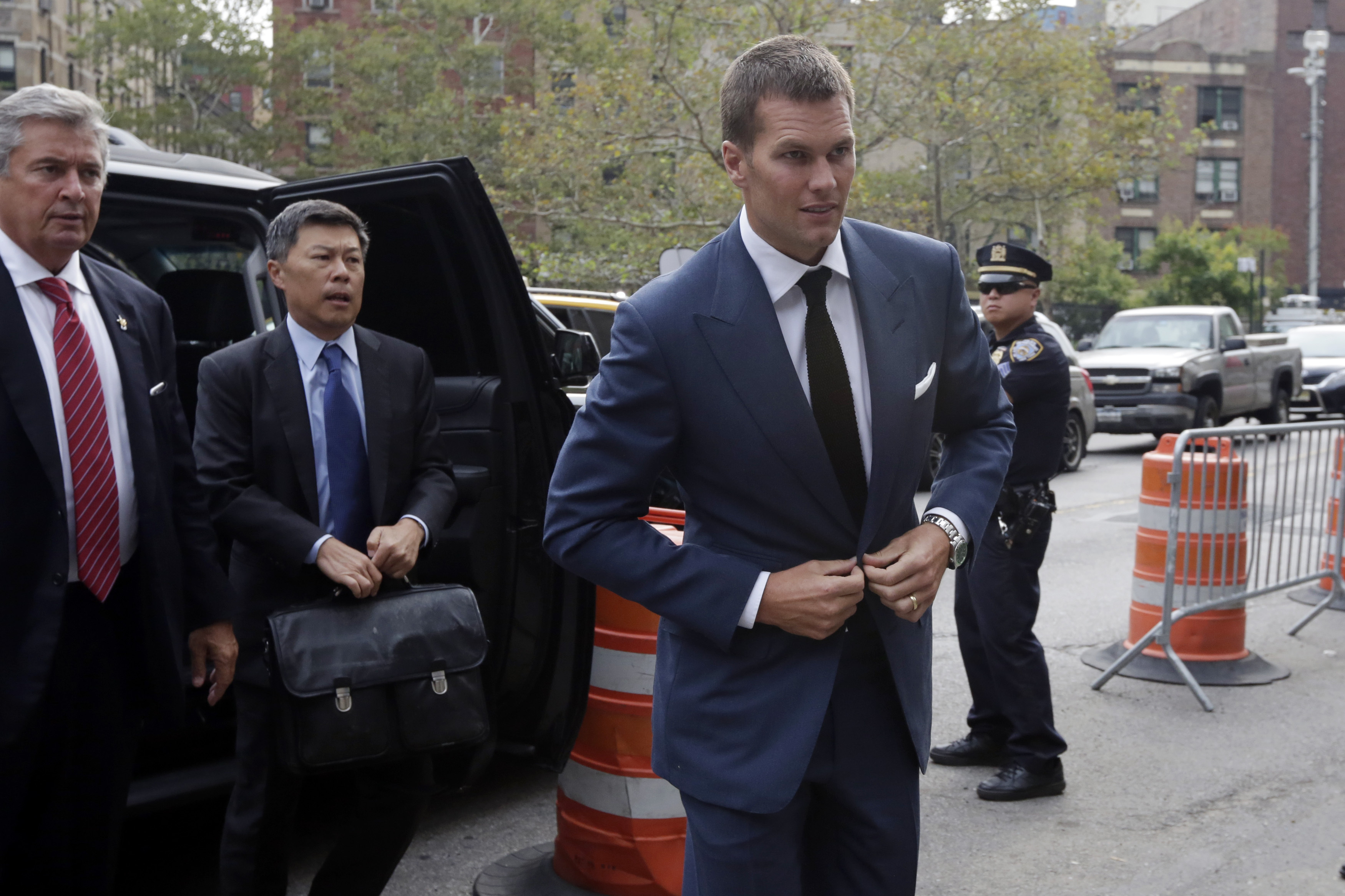 Tom Brady arrives at federal court in New York, where he was contesting what eventually became a four-game suspension for violating the sport’s integrity in a scheme to tamper with the inflation levels of footballs and then trying to cover it up.