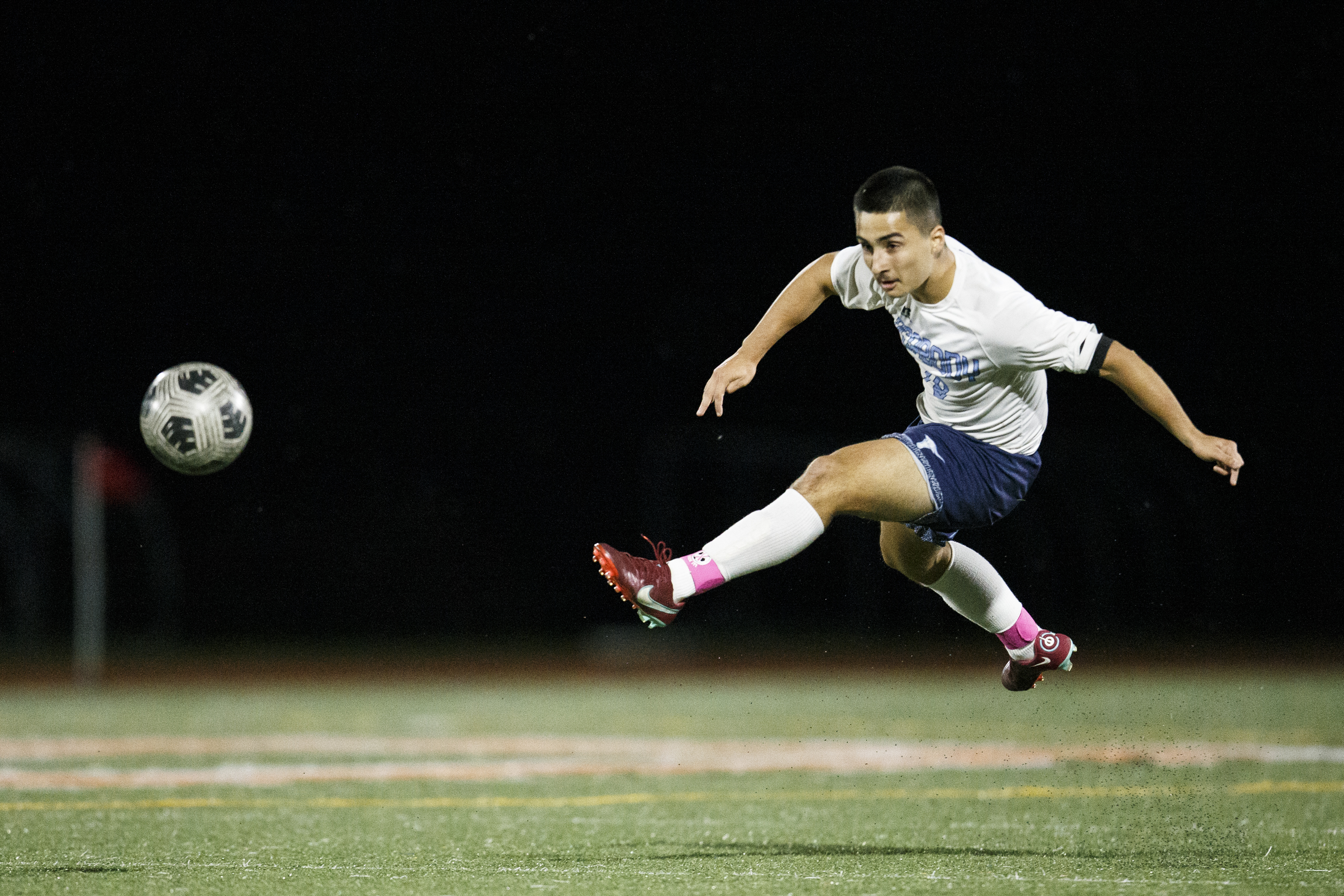 Newton South clinches 4-0 Senior Day win, propelling them into conference  play - The Boston Globe