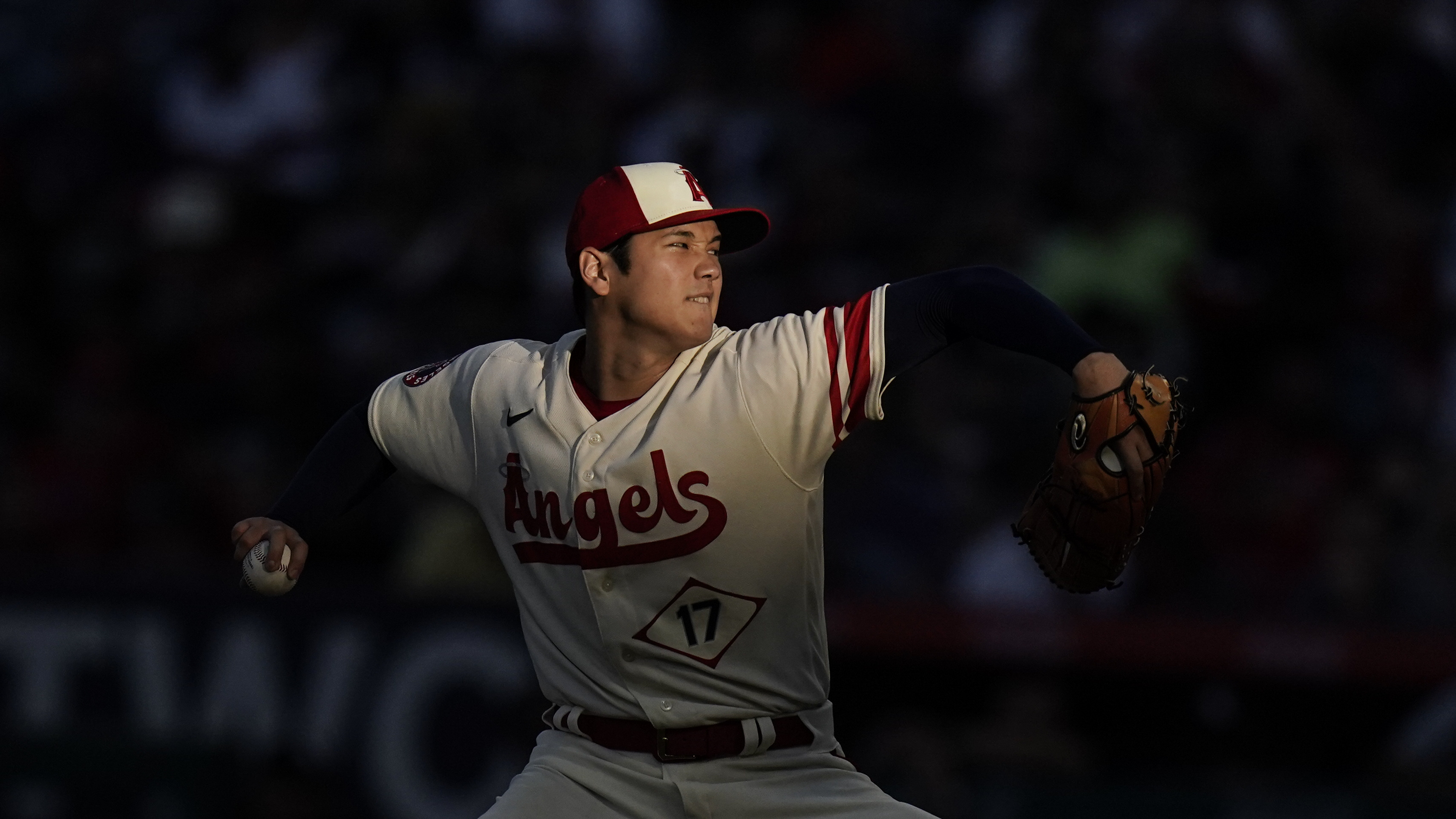 Can the Angels re-sign Shohei Ohtani (大谷翔平), Ohtani's Triple Crown chances  & MORE