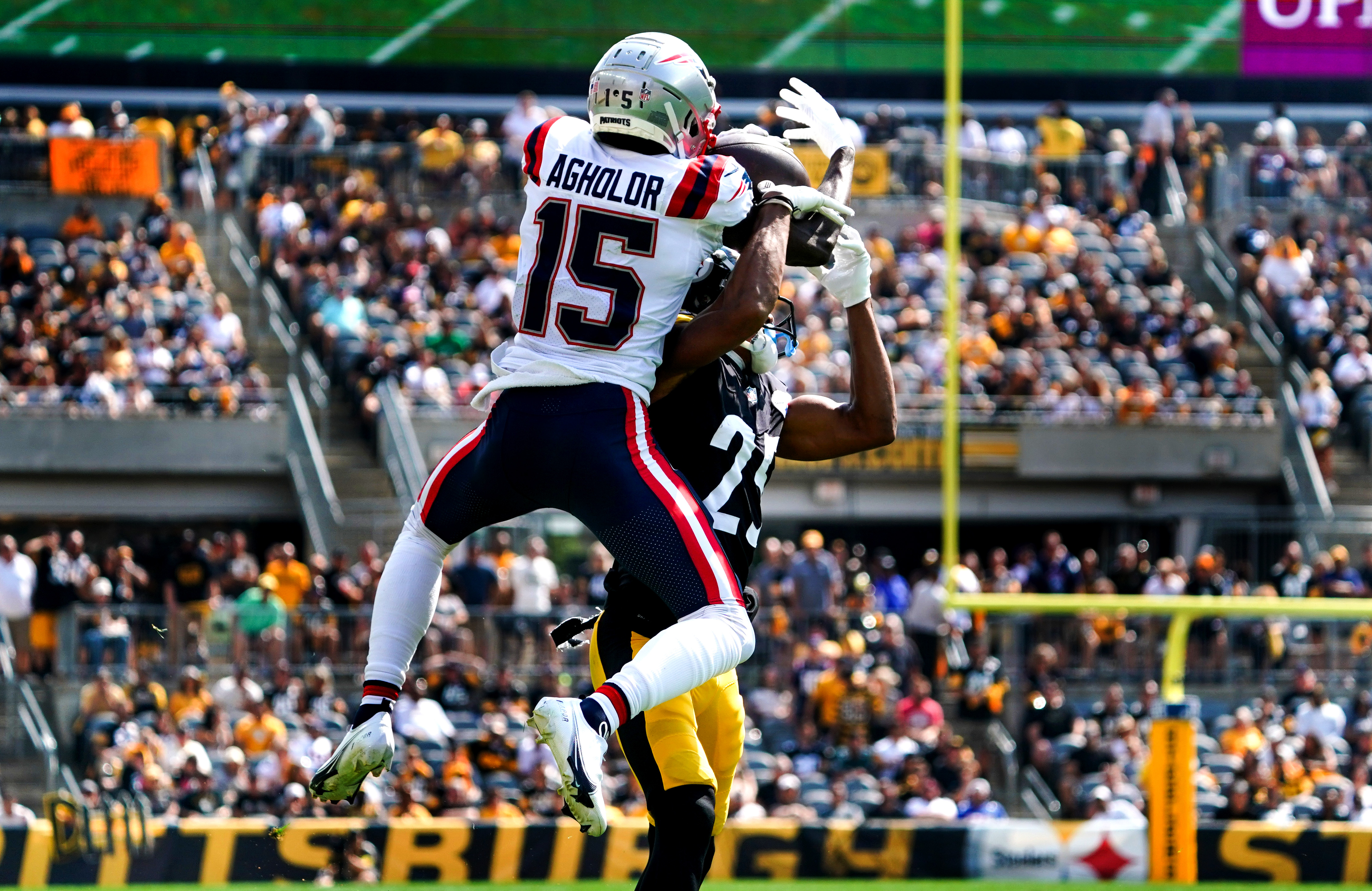 Patriots 5th Quarter: Defense continues to carry the team while offense  struggles - CBS Boston