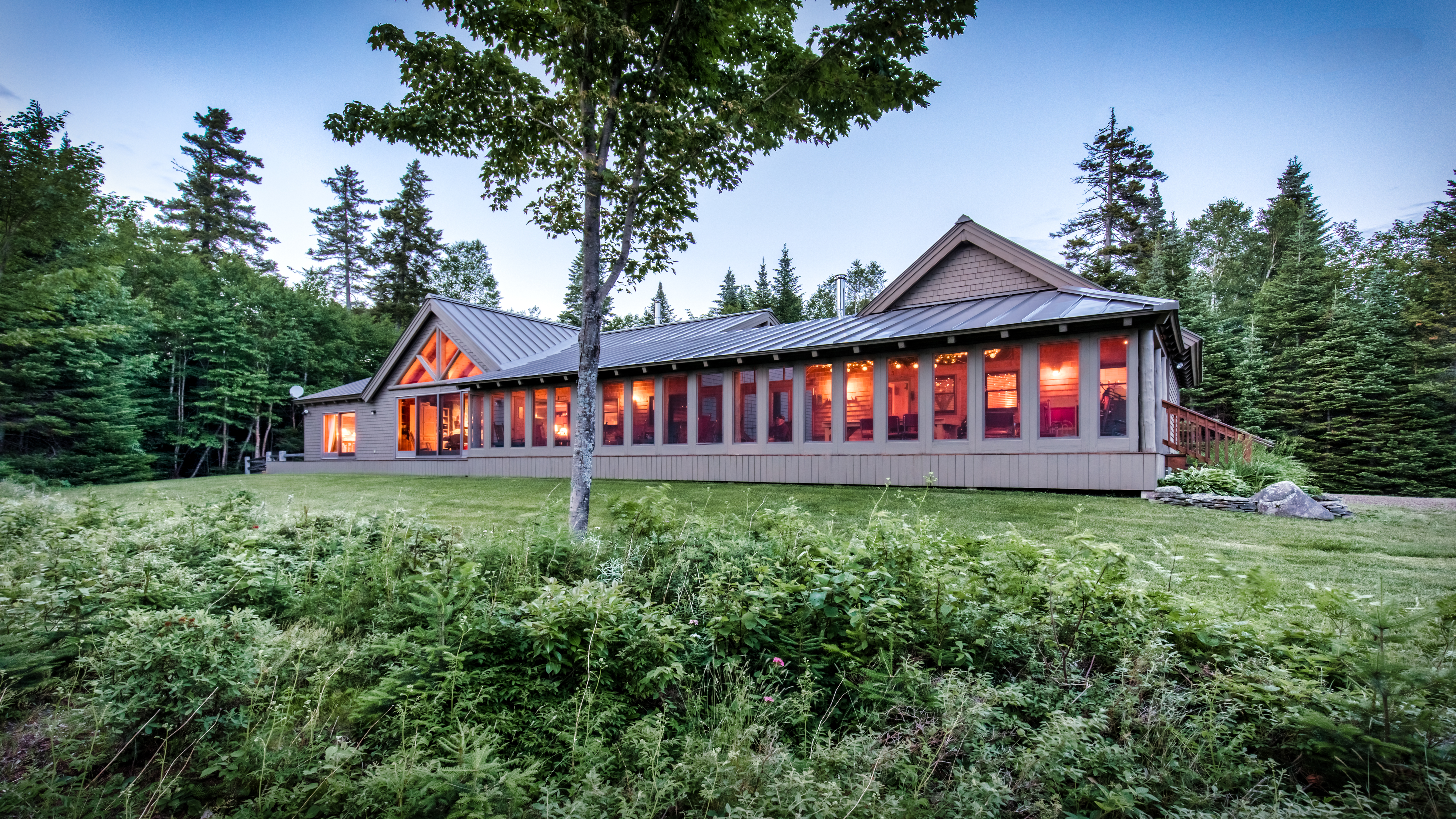 1858-kennebago-river-road-stetson-maine-lodge-exterior