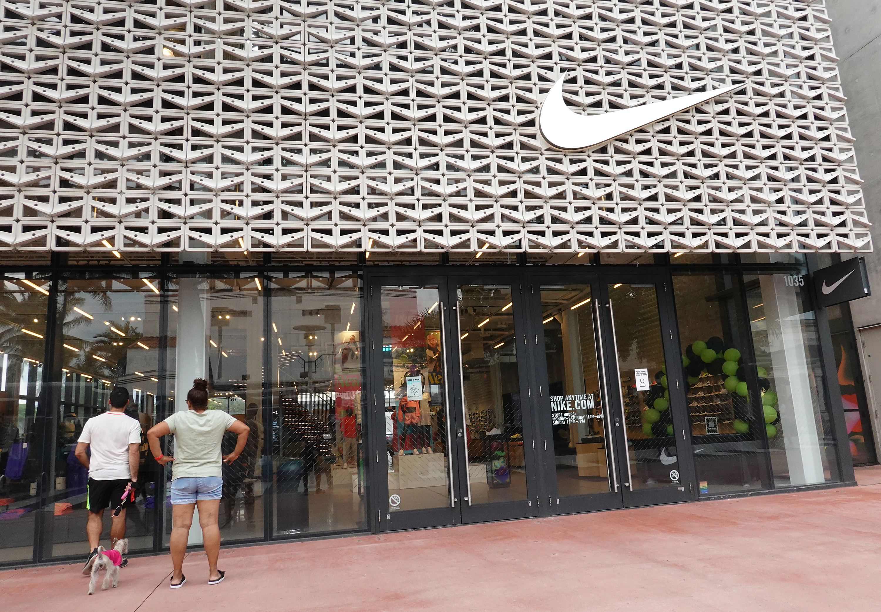 nike outlet stores in massachusetts