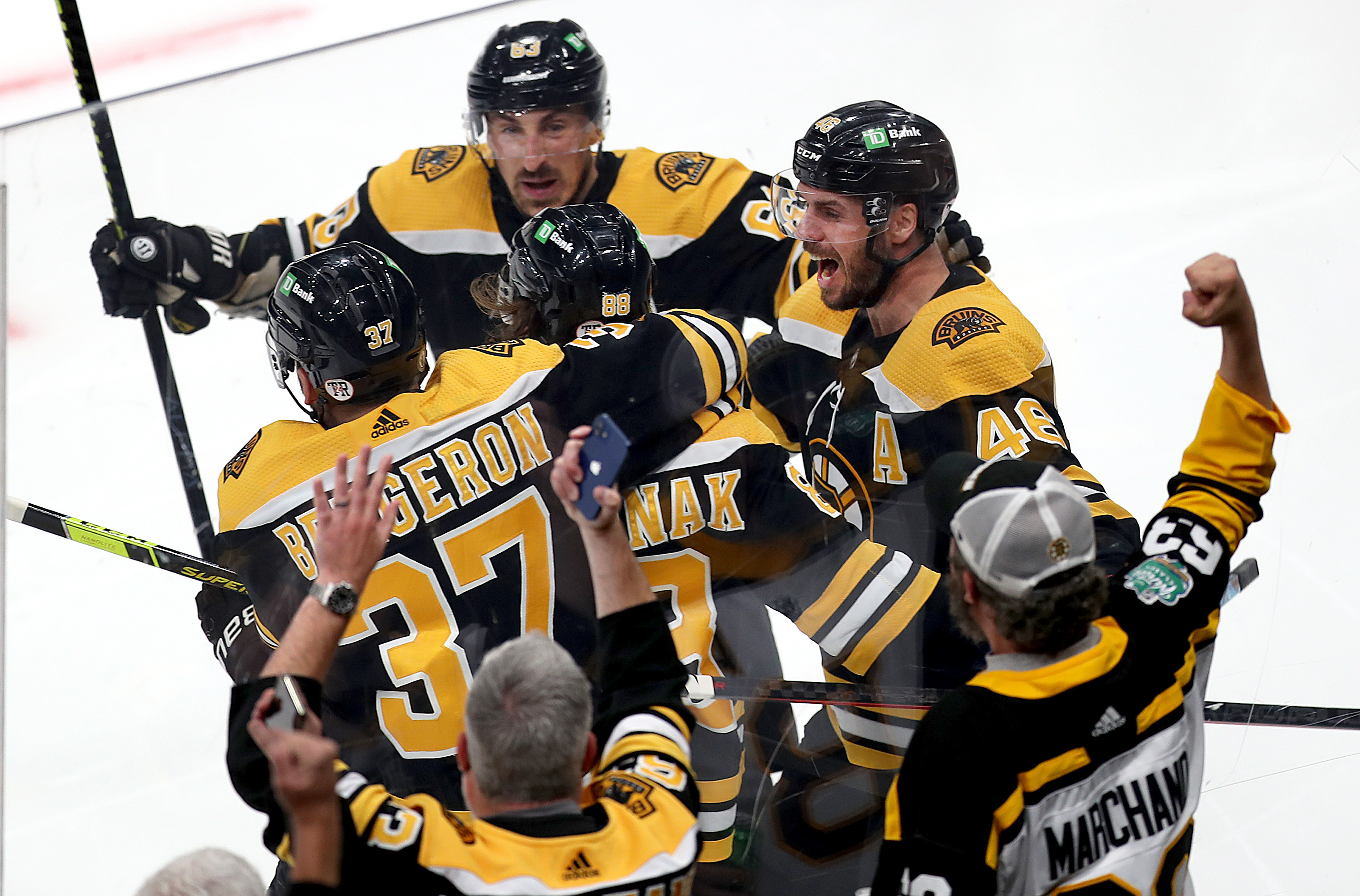 Changes in pace give Pastrnak an edge as he nears 60-goal mark - The Boston  Globe