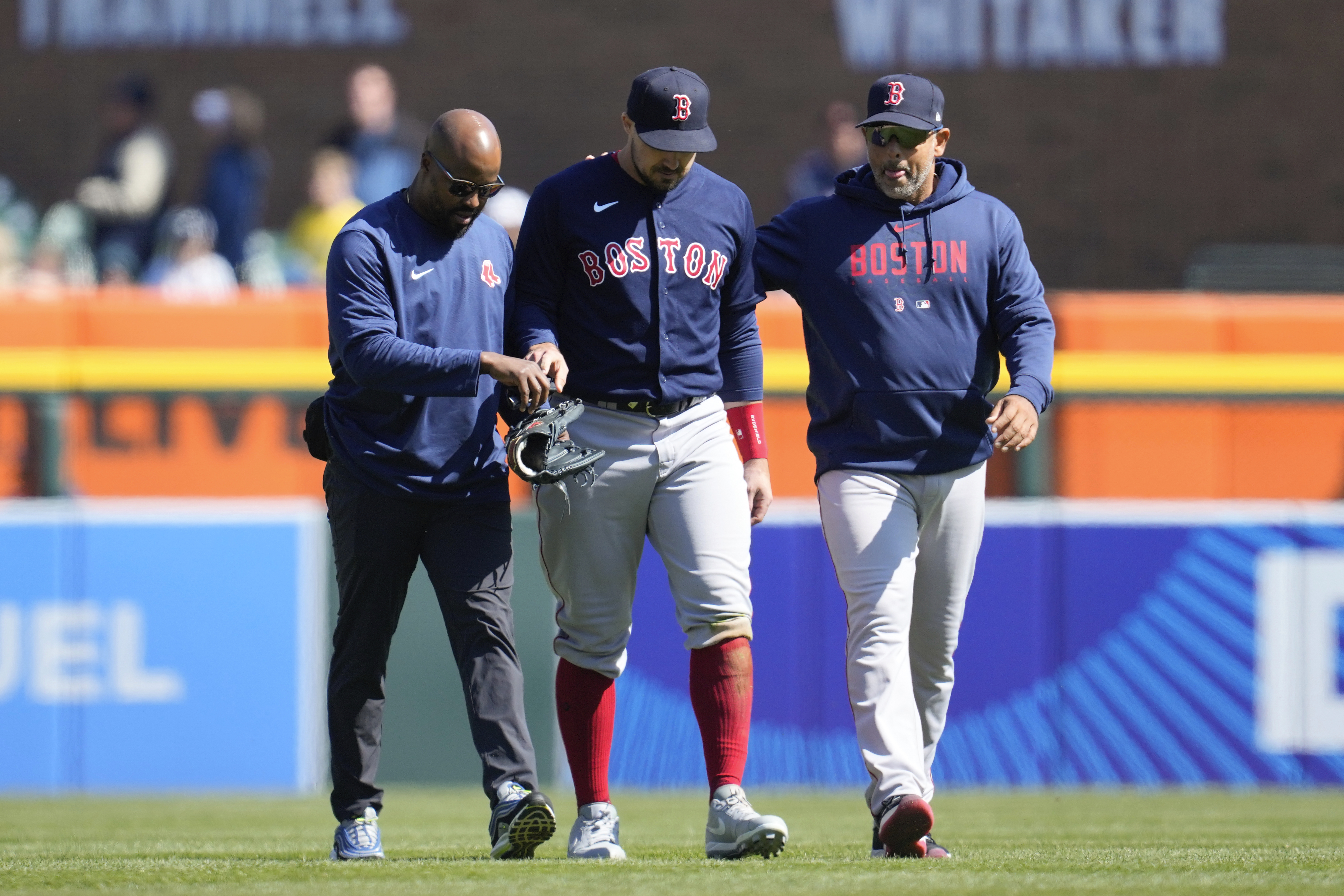 Adam Duvall injury update: Red Sox OF fractured wrist, out