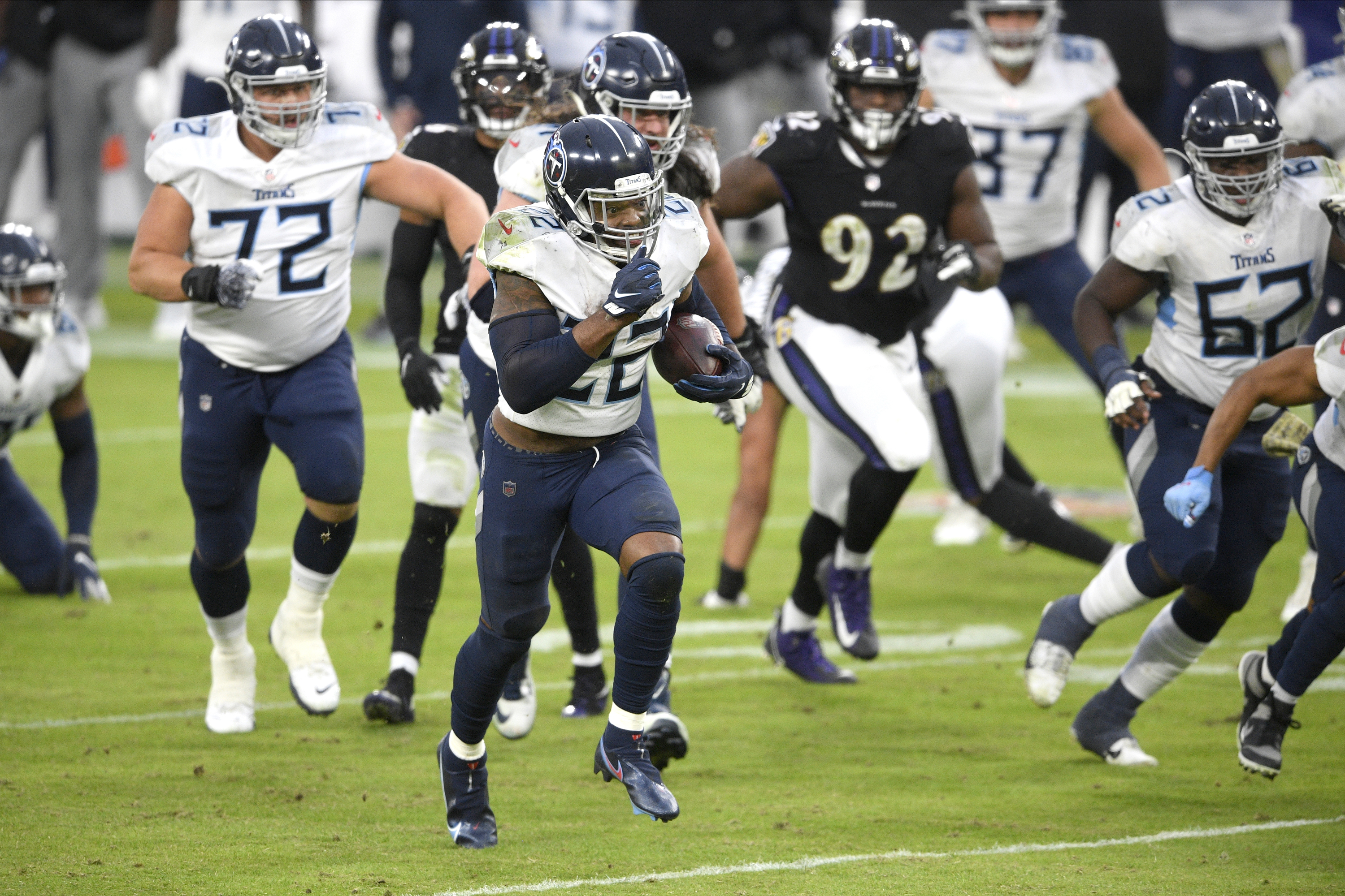 Derrick Henry helps power Tennessee Titans to upset of Baltimore Ravens