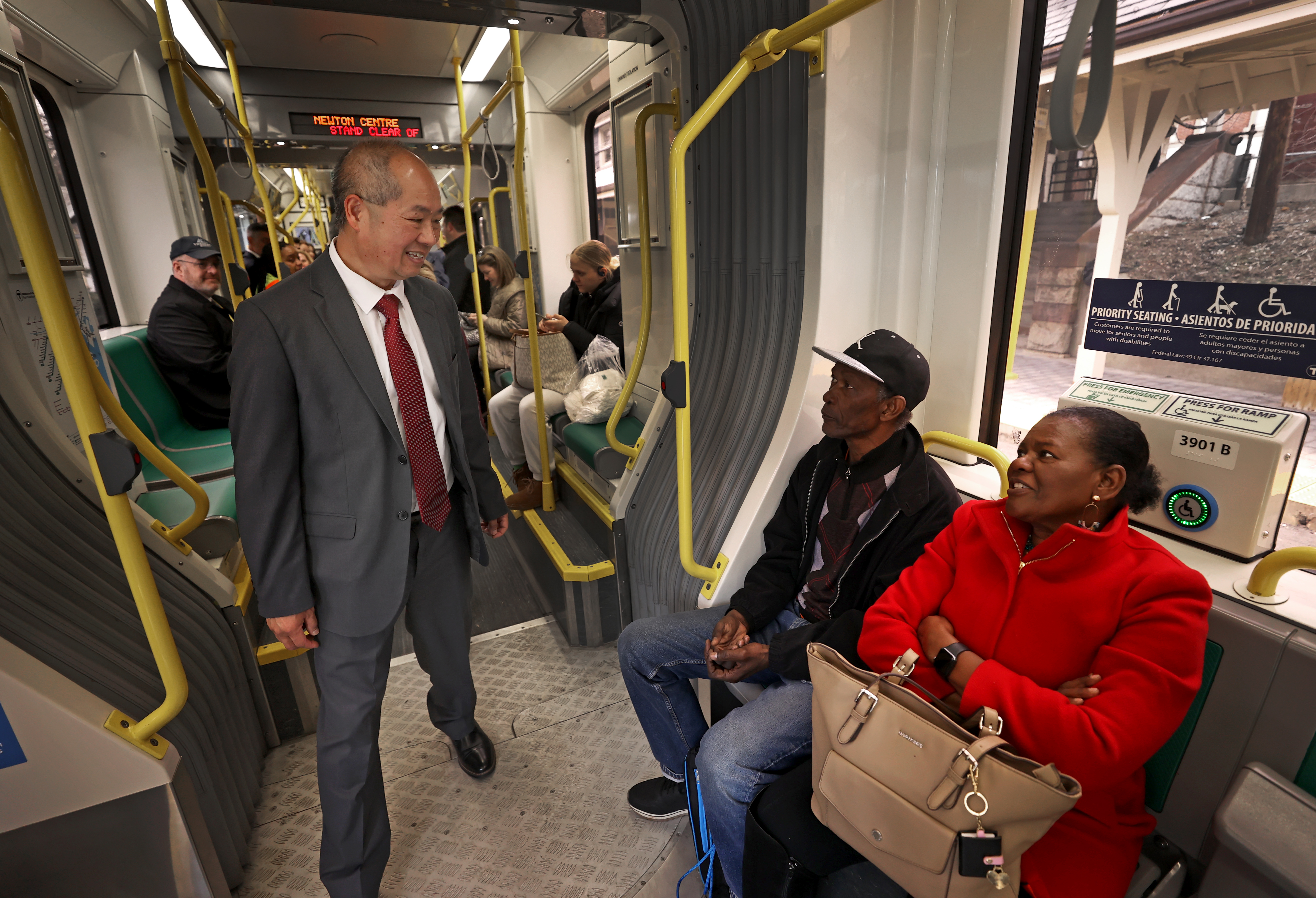 Phillip Eng, former LIRR president, will be the next MBTA general manager,  Healey announces - The Boston Globe