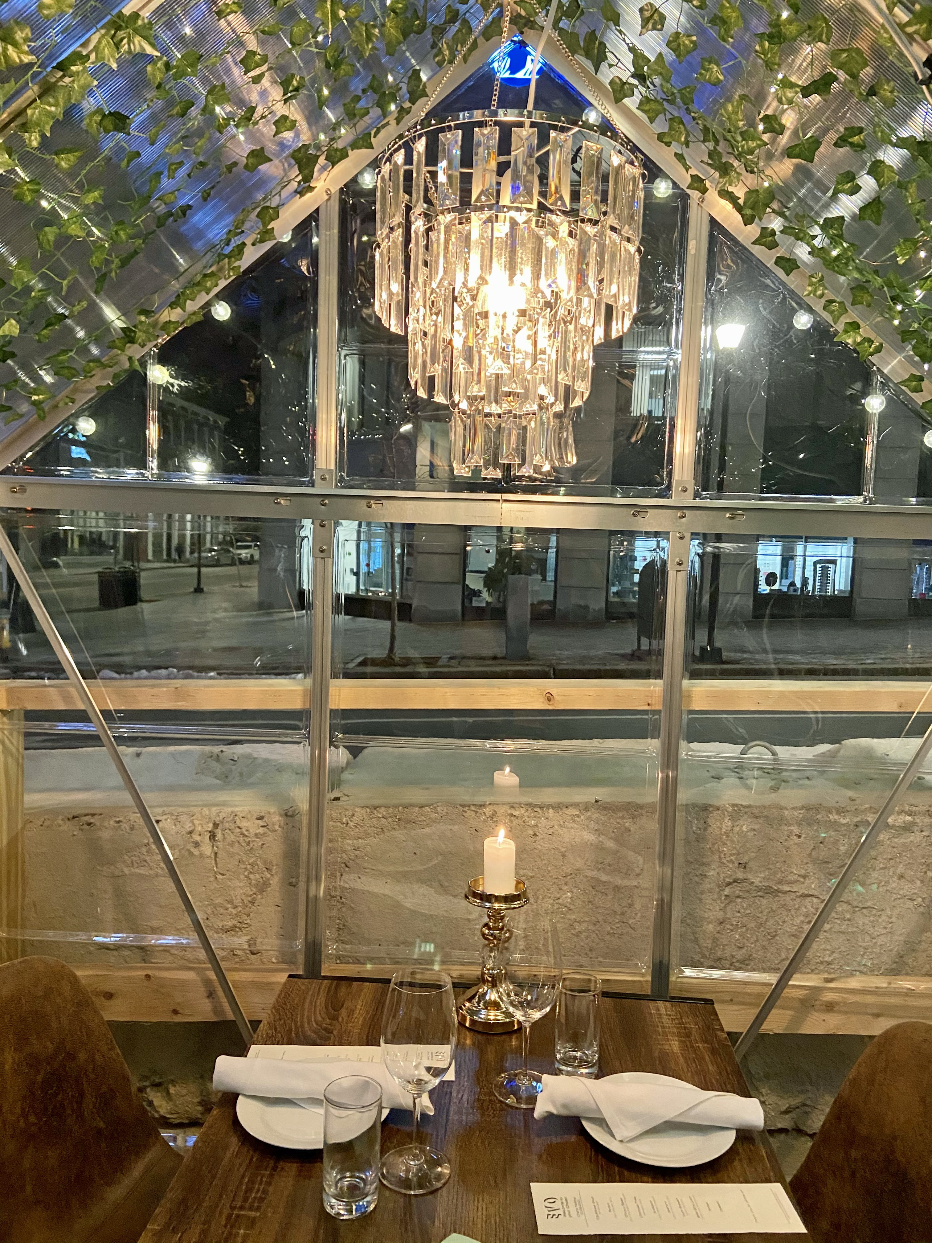 As an alternative to indoor dining, Portland’s Evo offers multi-course dining in a private chalet.