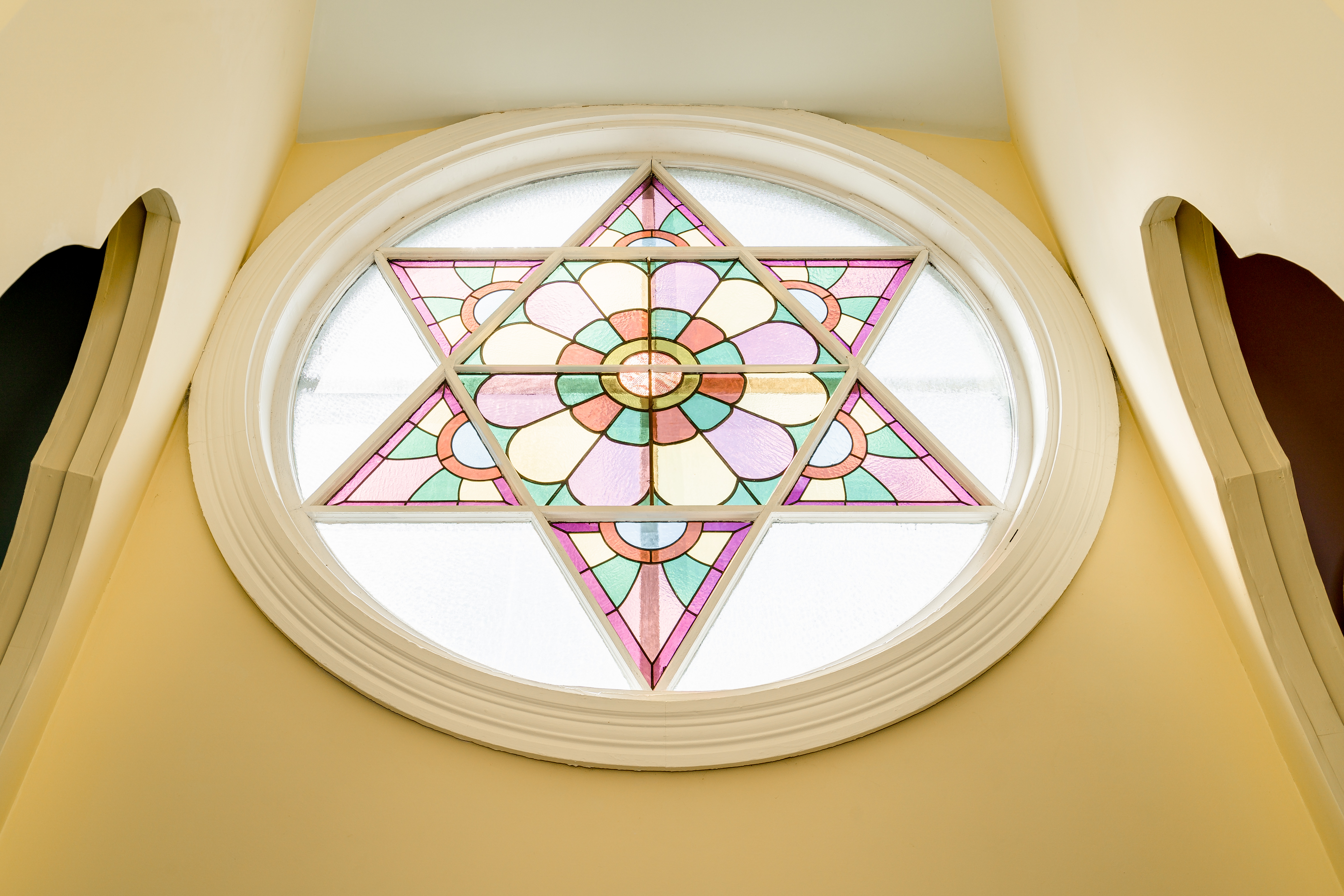 16-williams-st-easton-stained-glass