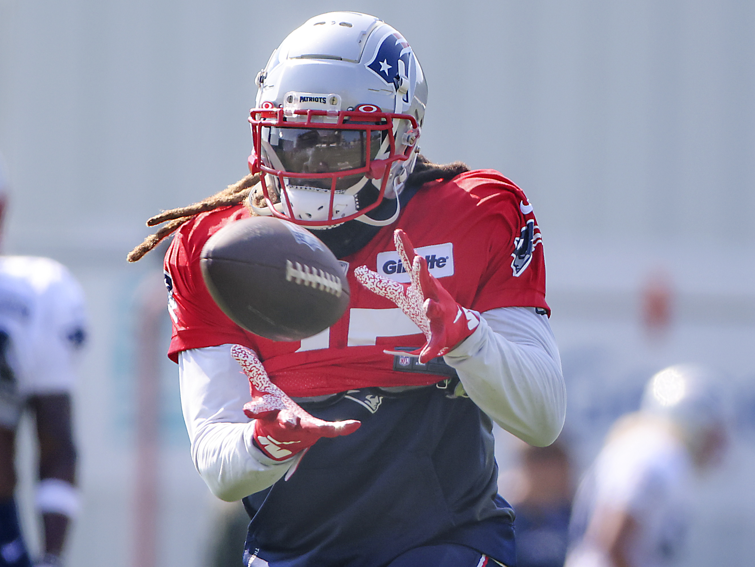 With James White sidelined, could Brandon Bolden see more playing time?