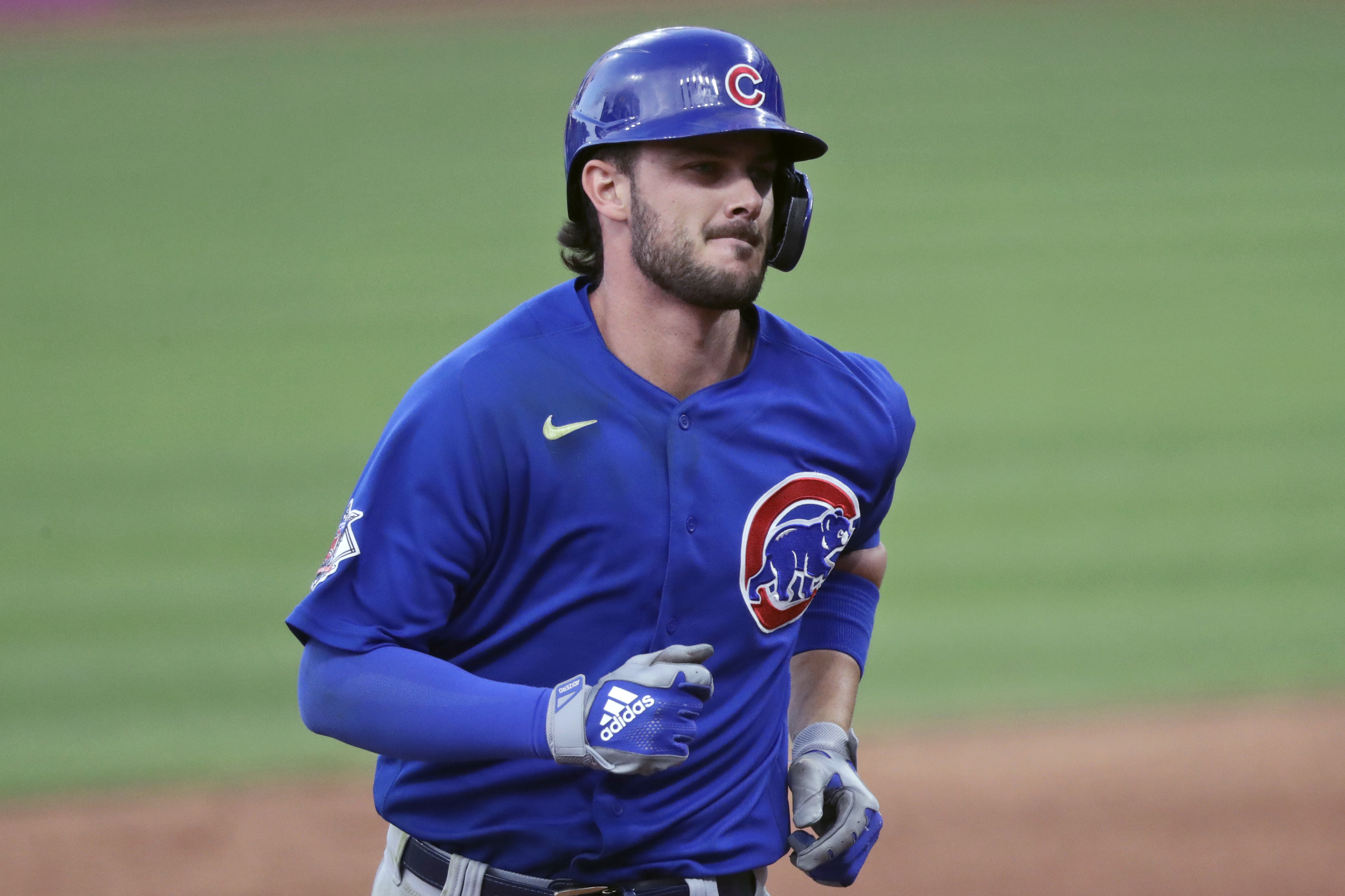 Cubs avoid salary arbitration with a trio of stars who struggled