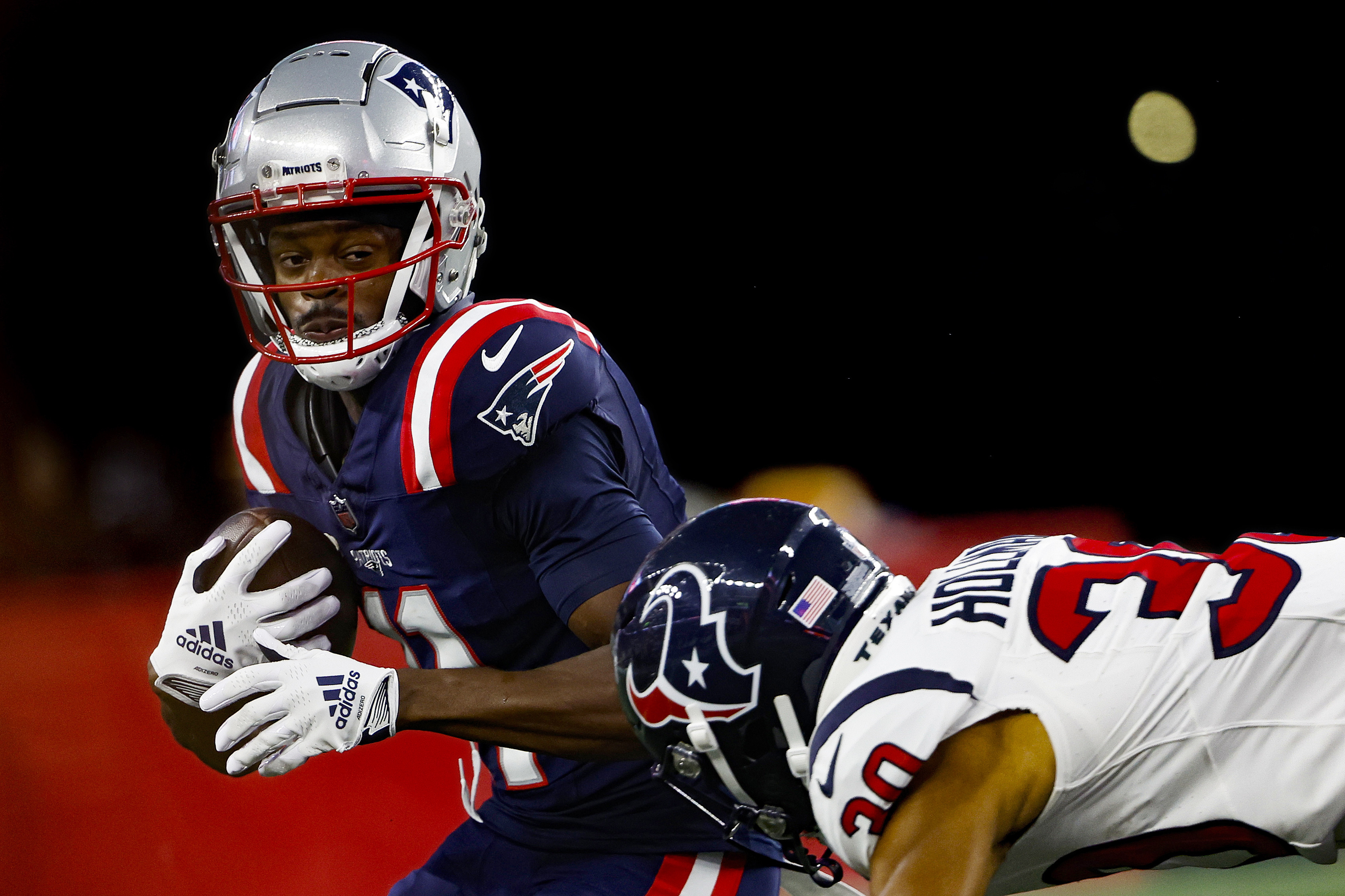 Patriots place Tyquan Thornton on injured reserve, name 15 to