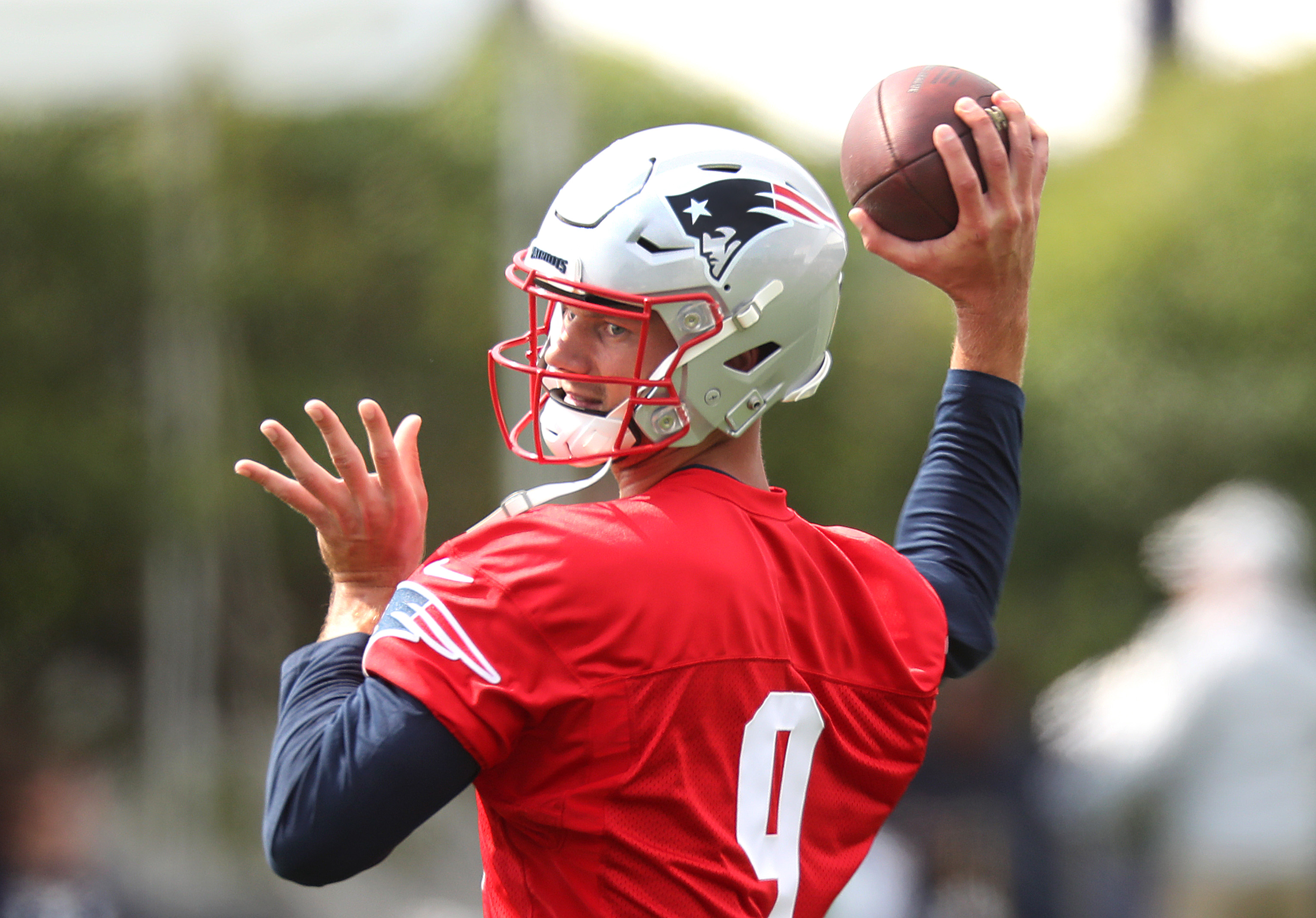 Jake Dolegala fires a pass during Thursday's workout.