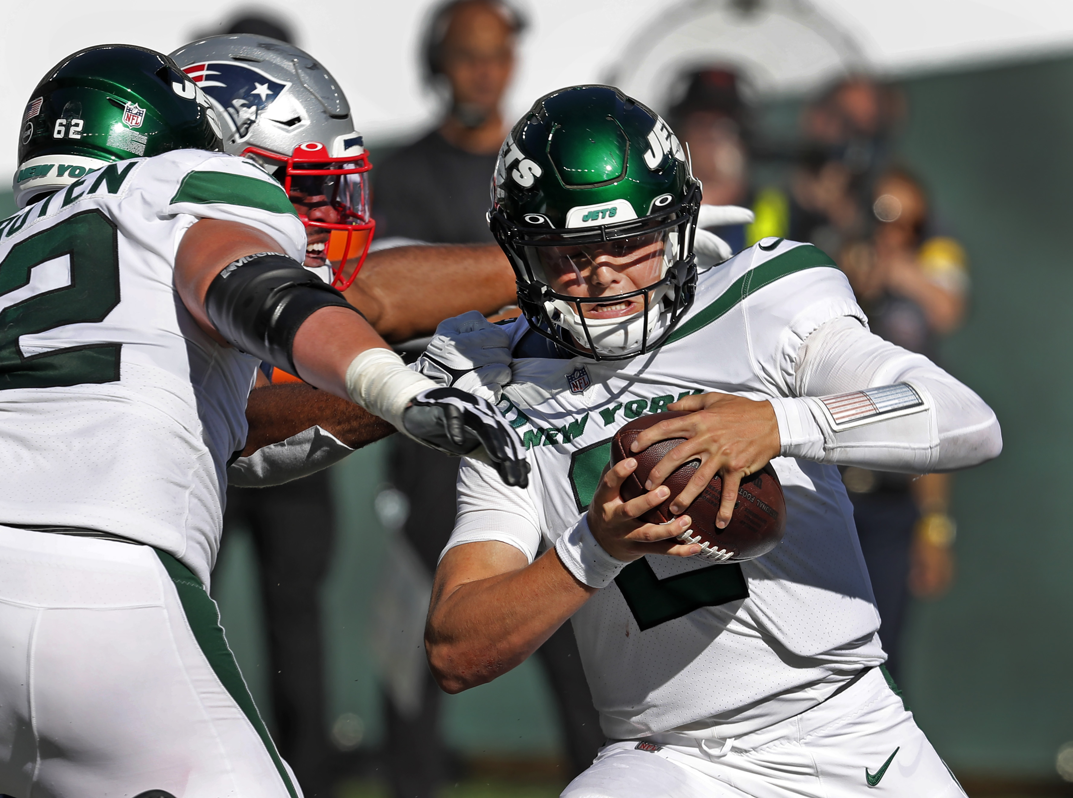 Zach Wilson struggled in his first game against the Patriots, but he's still got a backer in New England's Kyle Van Noy.