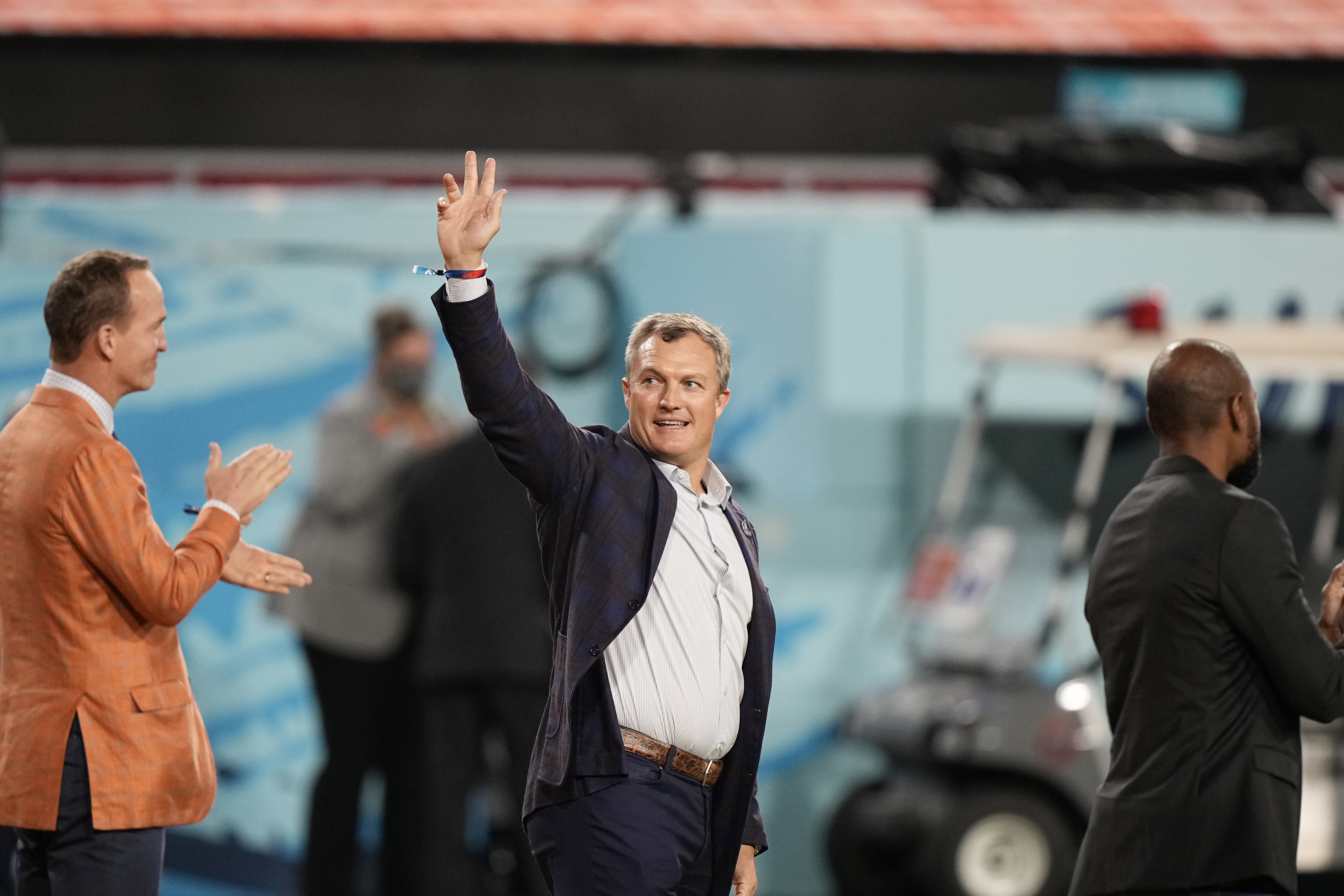 What has to happen to get Niners GM John Lynch to agree to a trade of Jimmy Garoppolo?