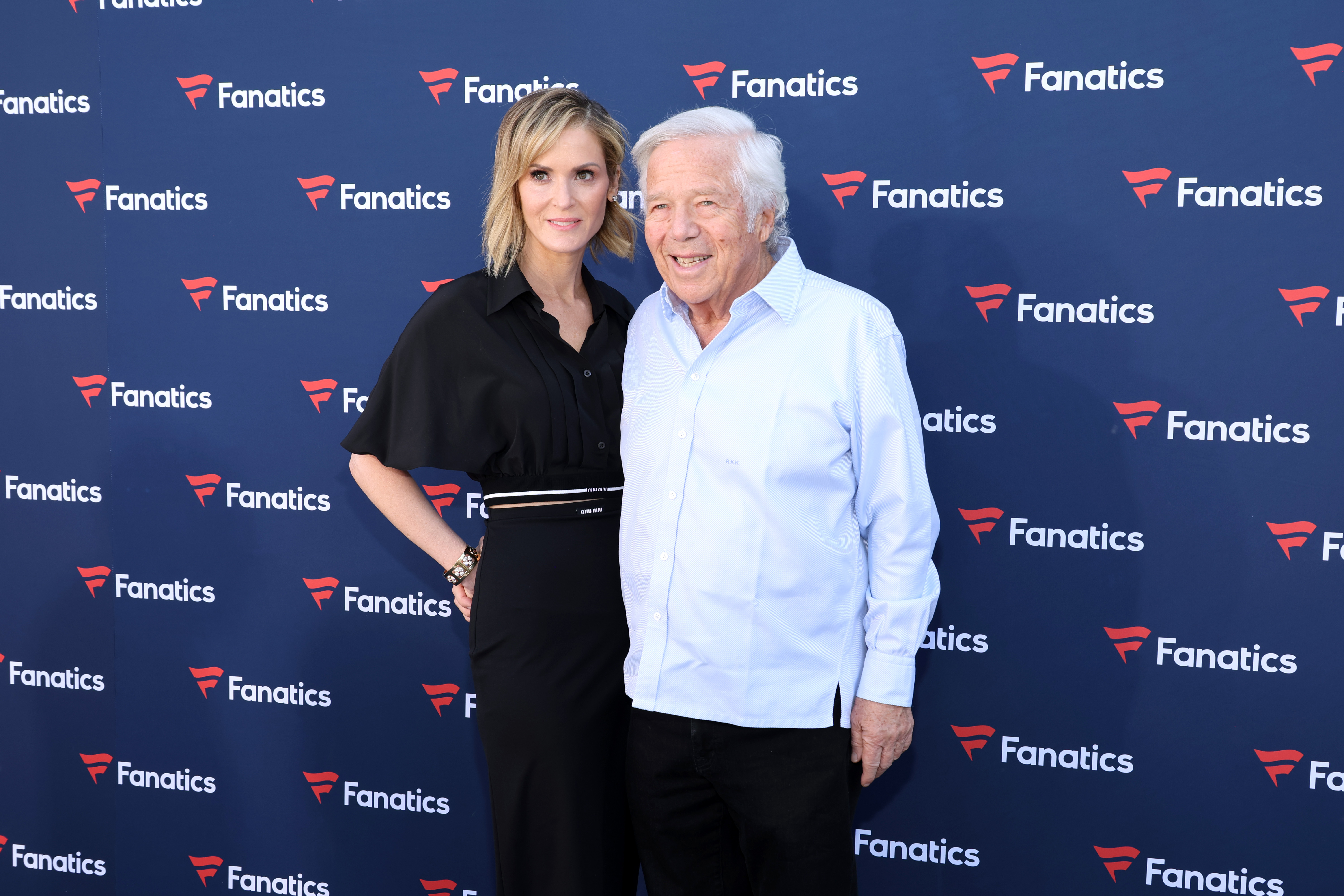 Robert Kraft Hamptons: Patriots owner, wife celebrate July 4 with pri