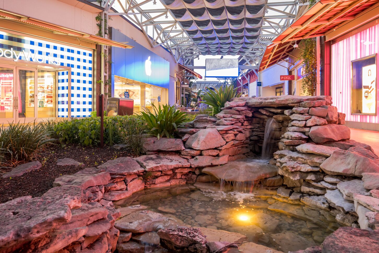 Shops at La Cantera