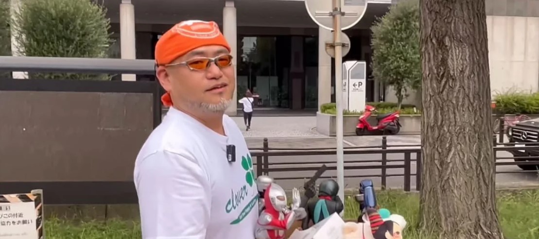 Hideki Kamiya goes youtuber: shows off his Lamborghini and his