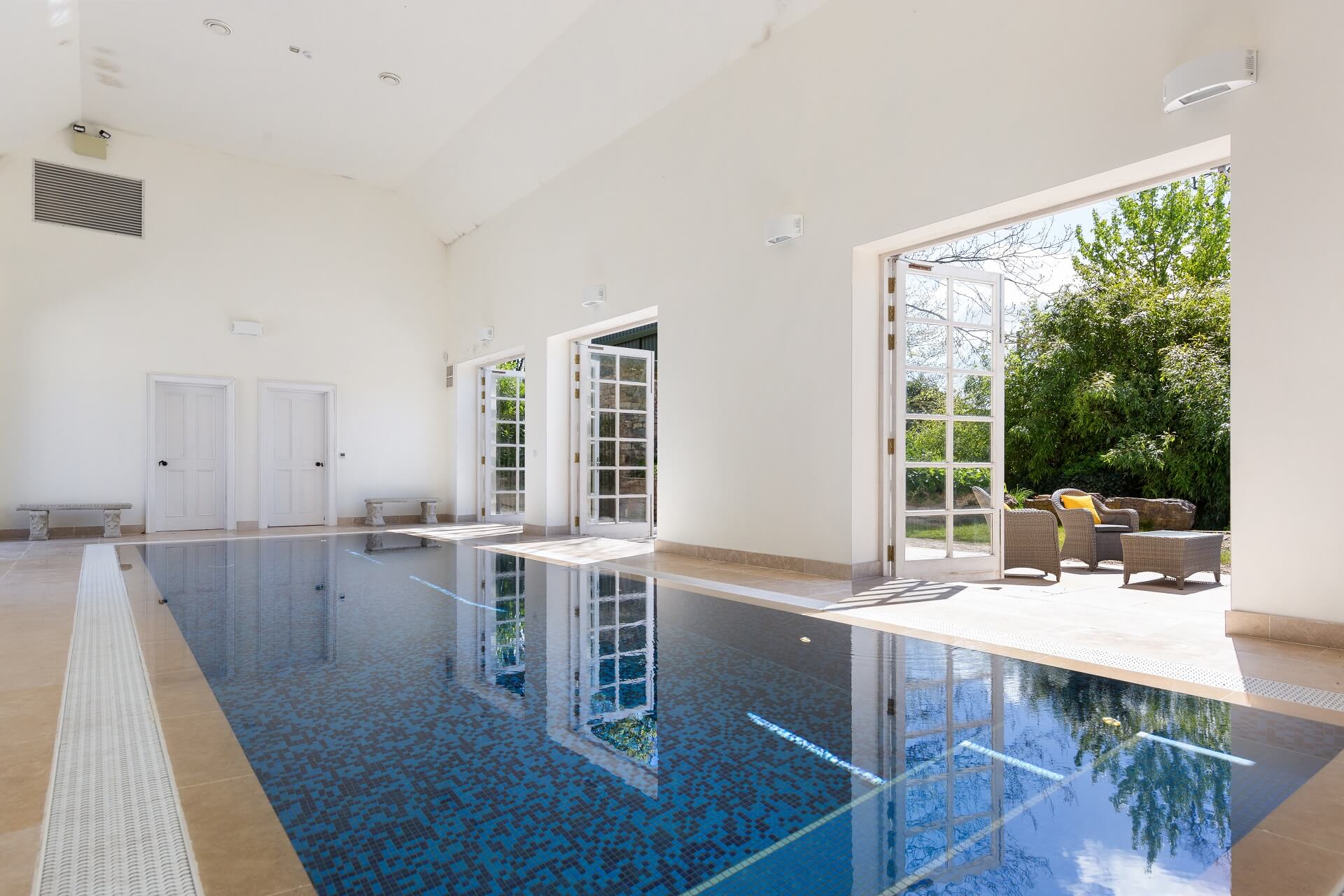 9 Homes with Indoor Swimming Pools | Christie's International Real Estate, image size:1920x1280