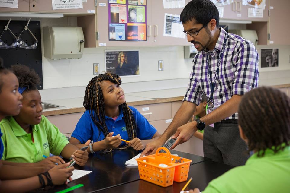This science teacher says trust and hands-on lessons make all the  difference for his middle-schoolers - Chalkbeat
