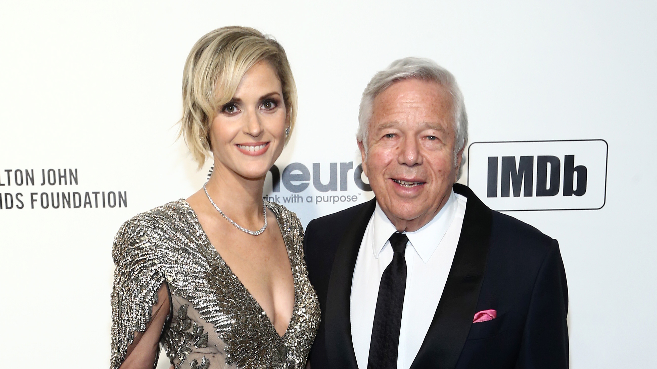 Robert Kraft married in surprise ceremony; Tom Brady, Elton John among  guests 