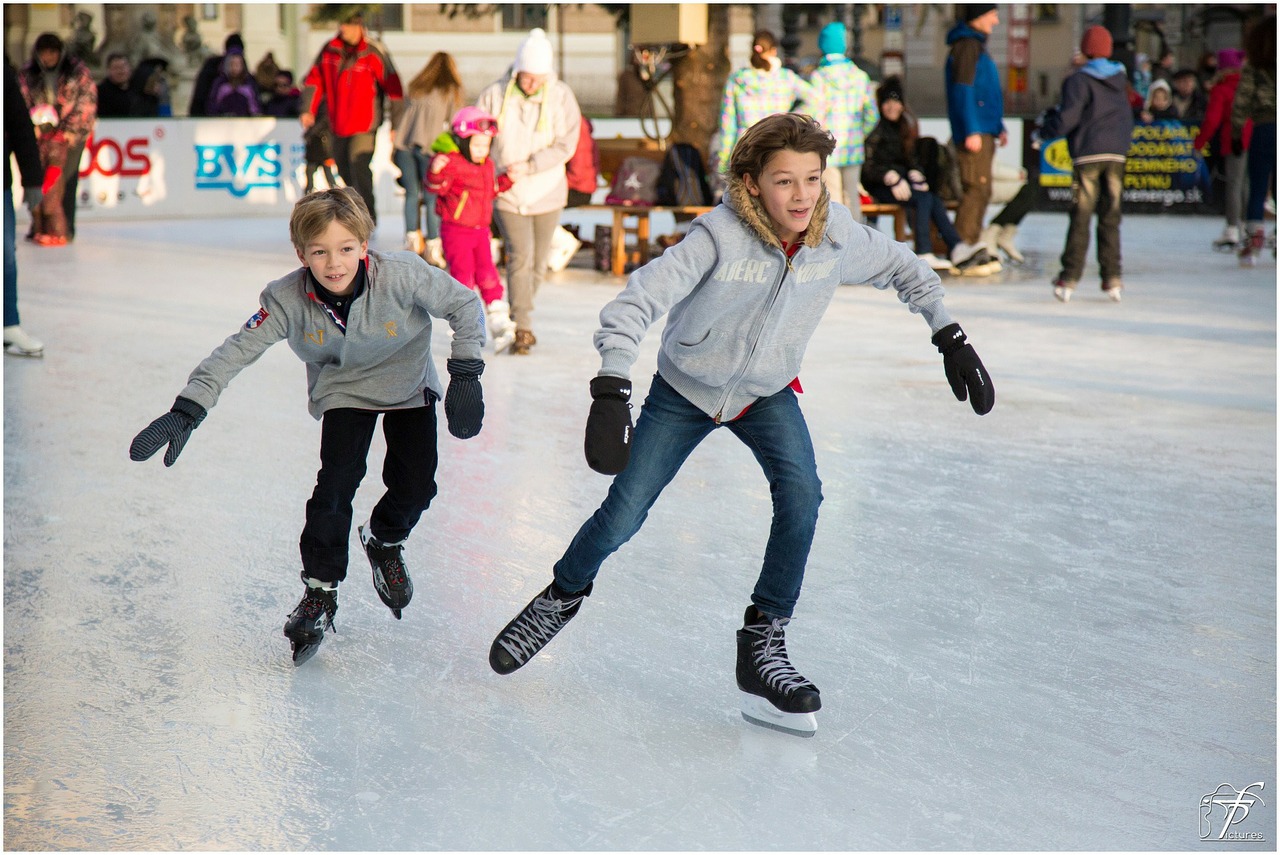 Charlotte Knights bring ice skating and snow tubing to Truist