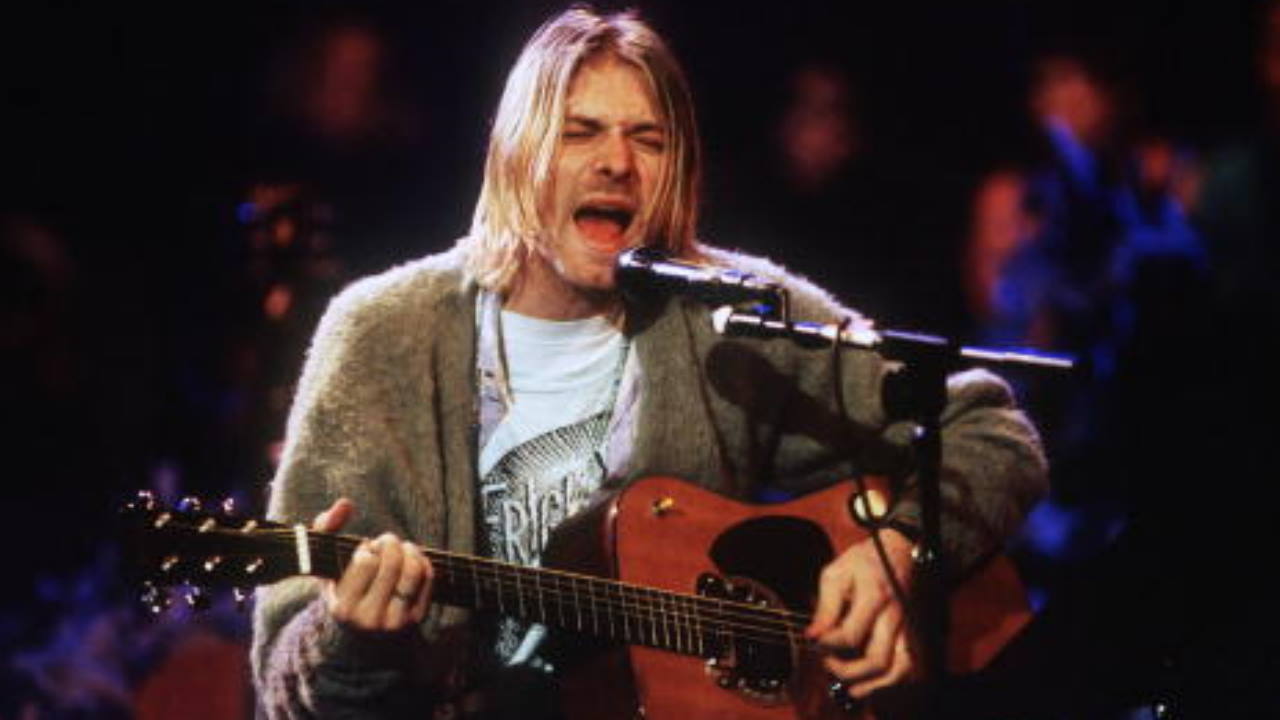Kurt Cobains Guitar From ‘mtv Unplugged Sells For Record 6 Million