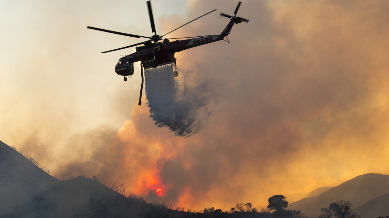 Photos 'Lake Fire' burns more than 10,000 acres in Southern California