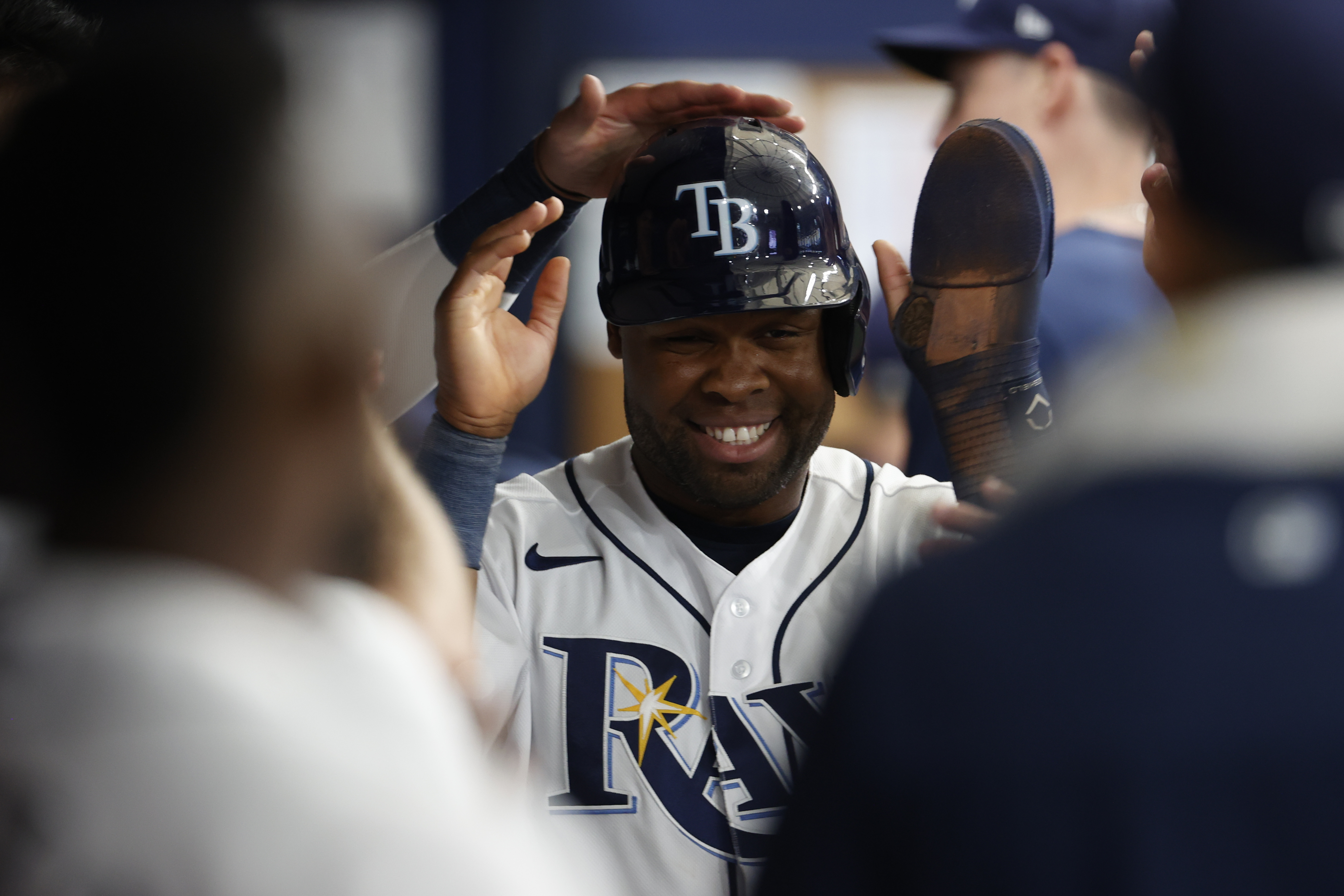 Rays stop Red Sox 4-3 to stay 5 games back of Yankees MLB - Bally Sports