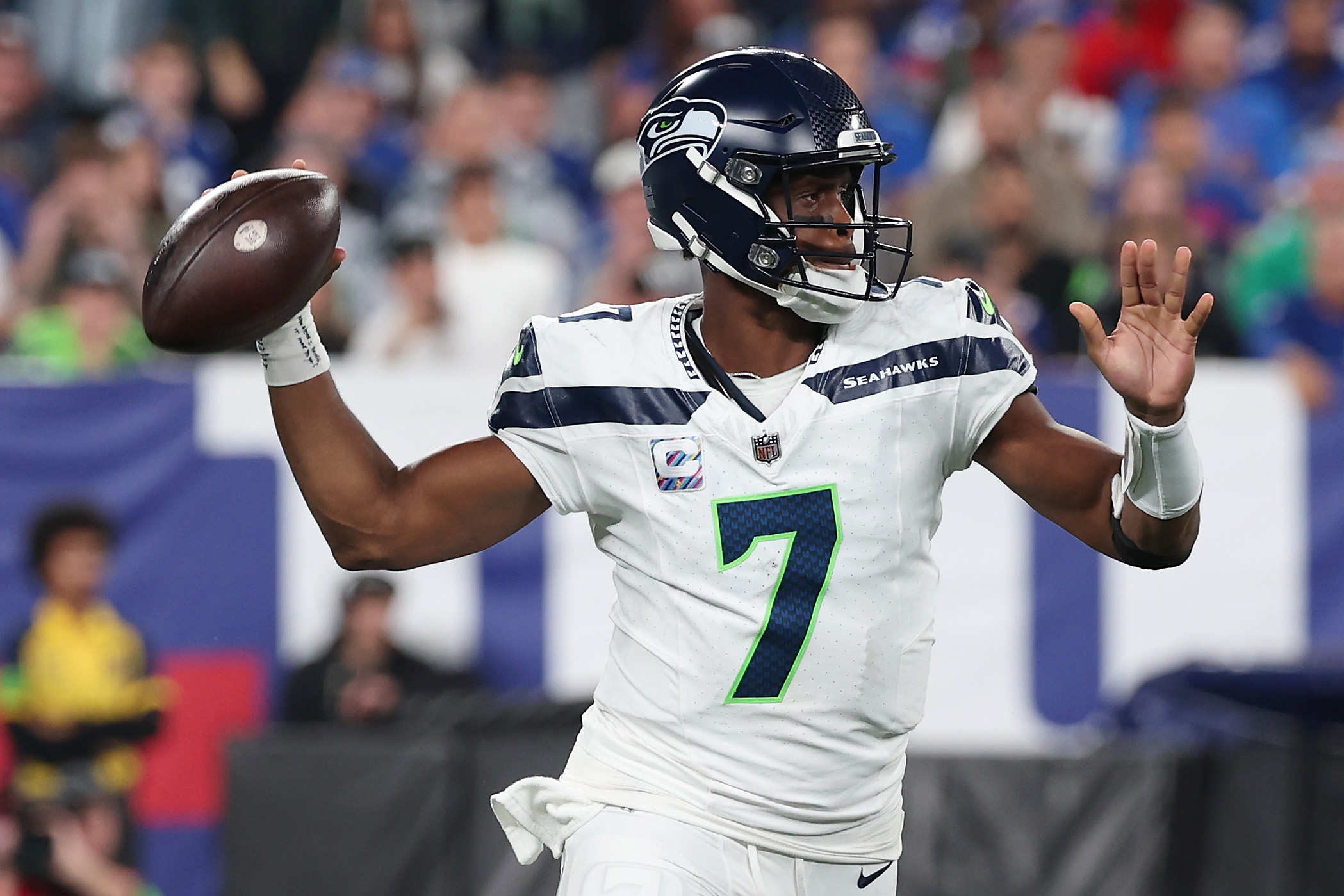 Rookie Devon Witherspoon scores on 97-yard pick-6 as Seahawks' defense  leads Seattle over Giants – KVEO-TV
