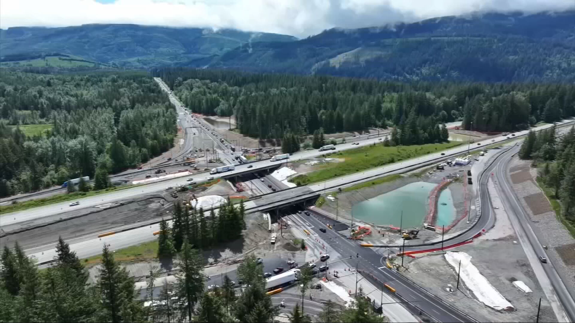 FailingとCountry Road のセット I-90/SR 18 Interchange Project nears completion; more closures