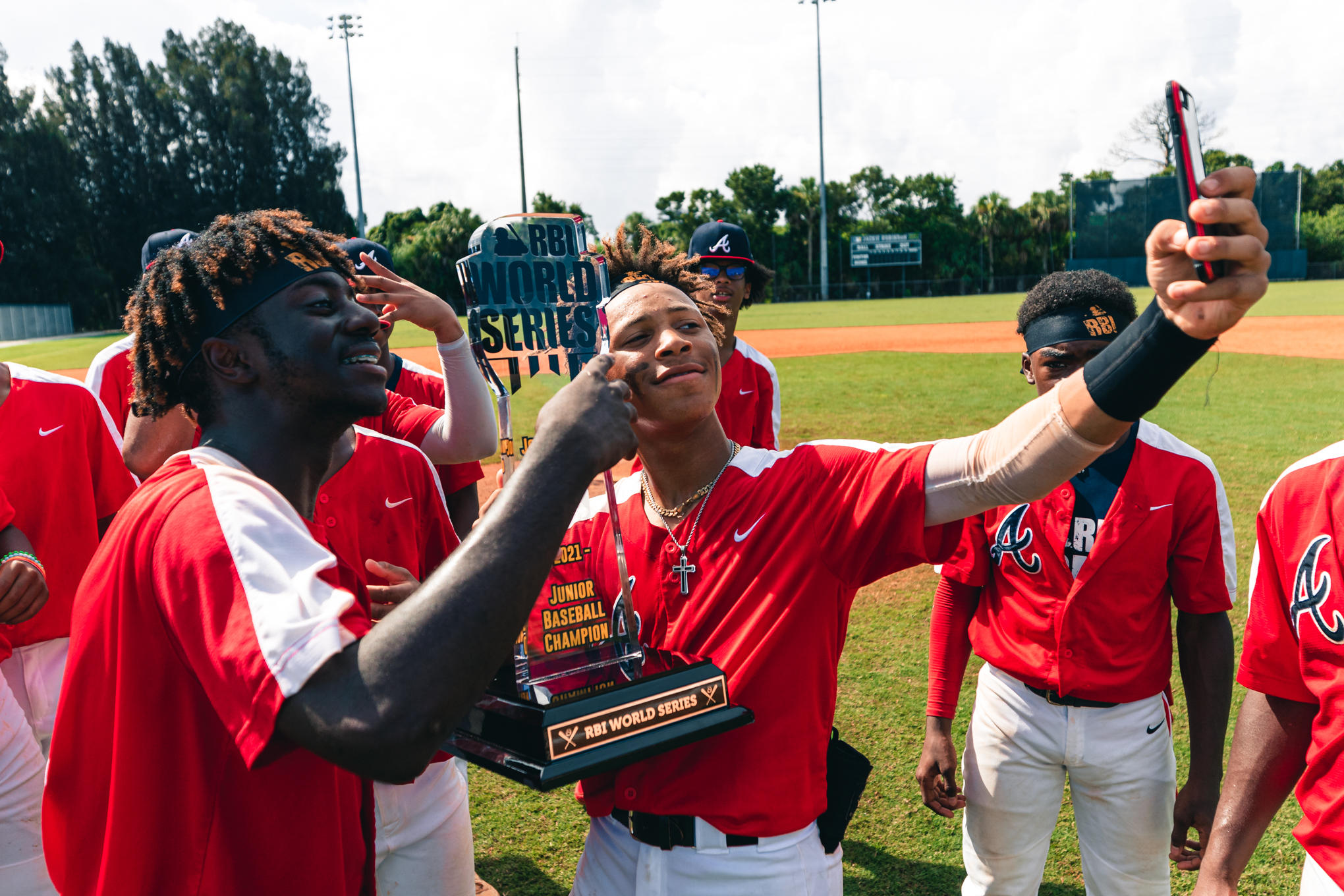 X 上的Atlanta Braves：「Congratulations to the Atlanta Braves RBI team for  winning the Junior Division Championship of the 2021 @MLBRBI World Series!   / X