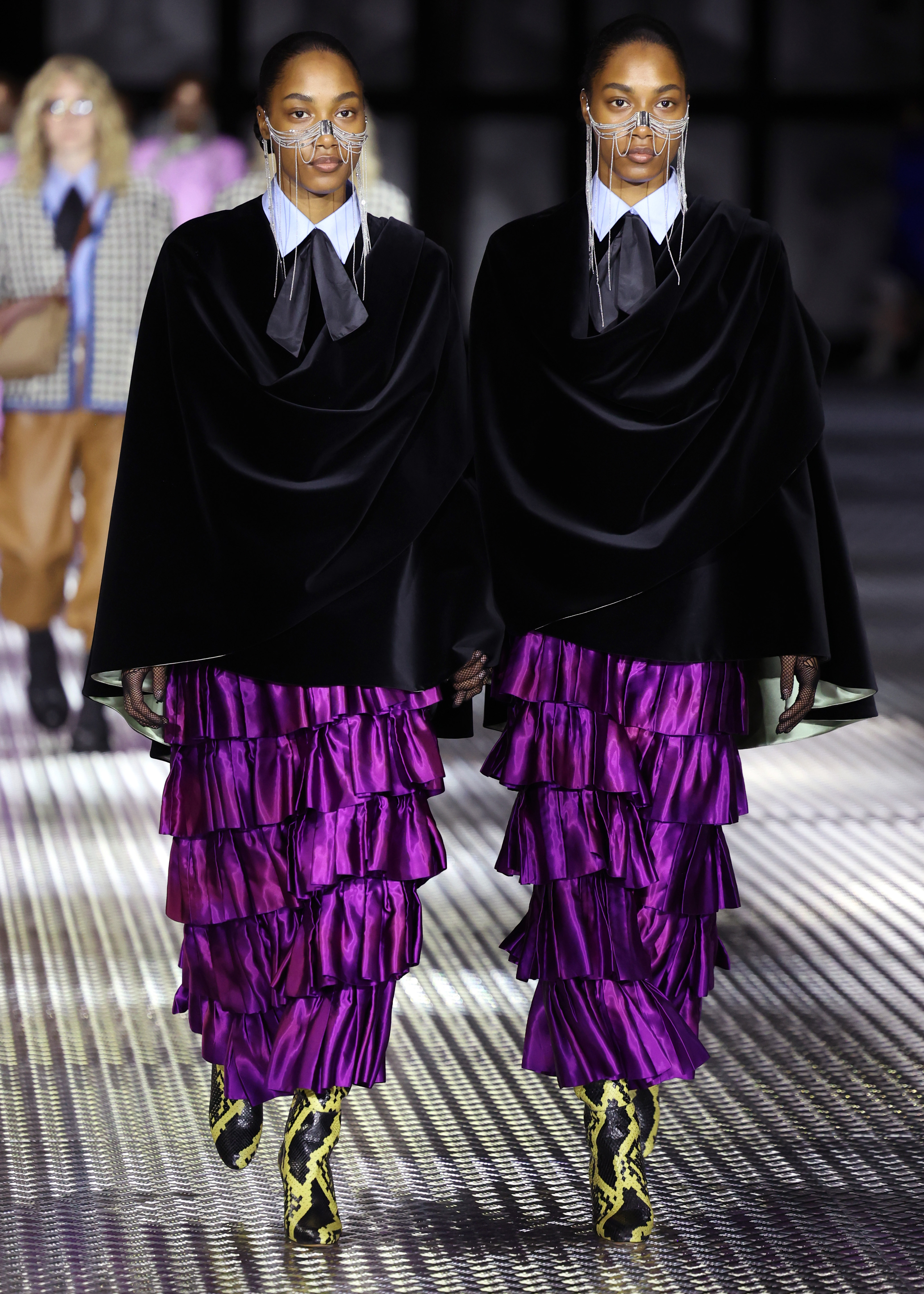 Gucci's Spring 2023 Runway Show Takes Twinning to a New Level