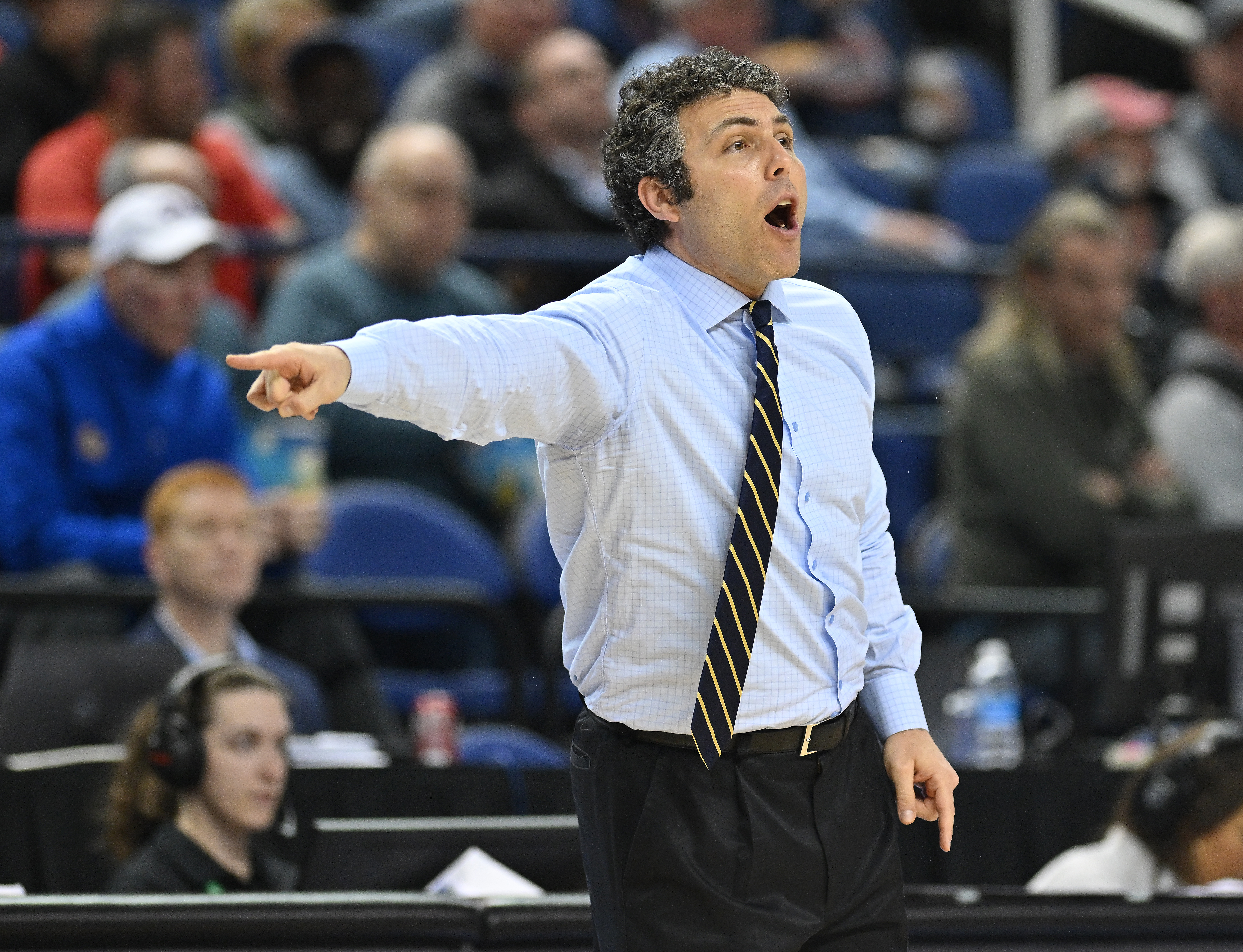 Georgia Tech fires Josh Pastner as men's basketball coach after 7 seasons –   WSB