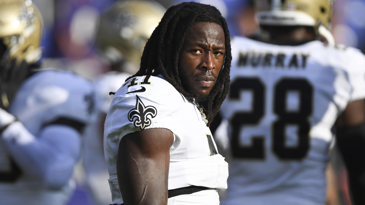 New Orleans Saints star Alvin Kamara arrested shortly after Pro Bowl on  charges of beating someone in Vegas nightclub - CBS News