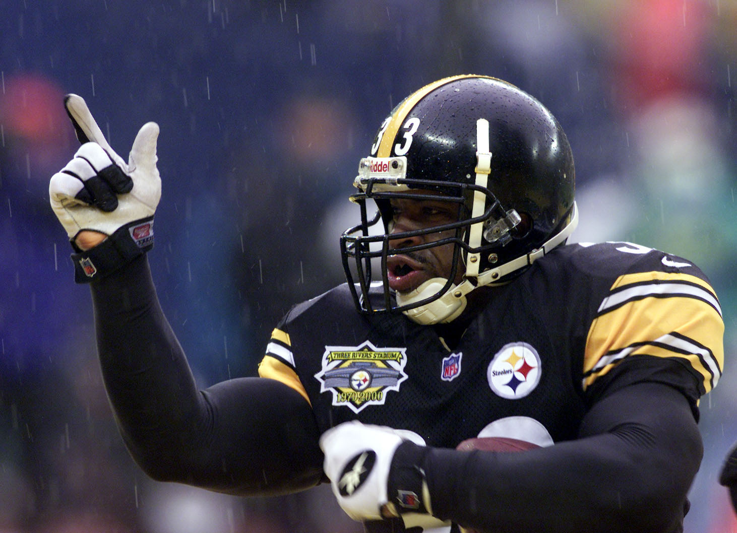 ON THIS DAY: December 16, 2000, Steelers play last game at Three